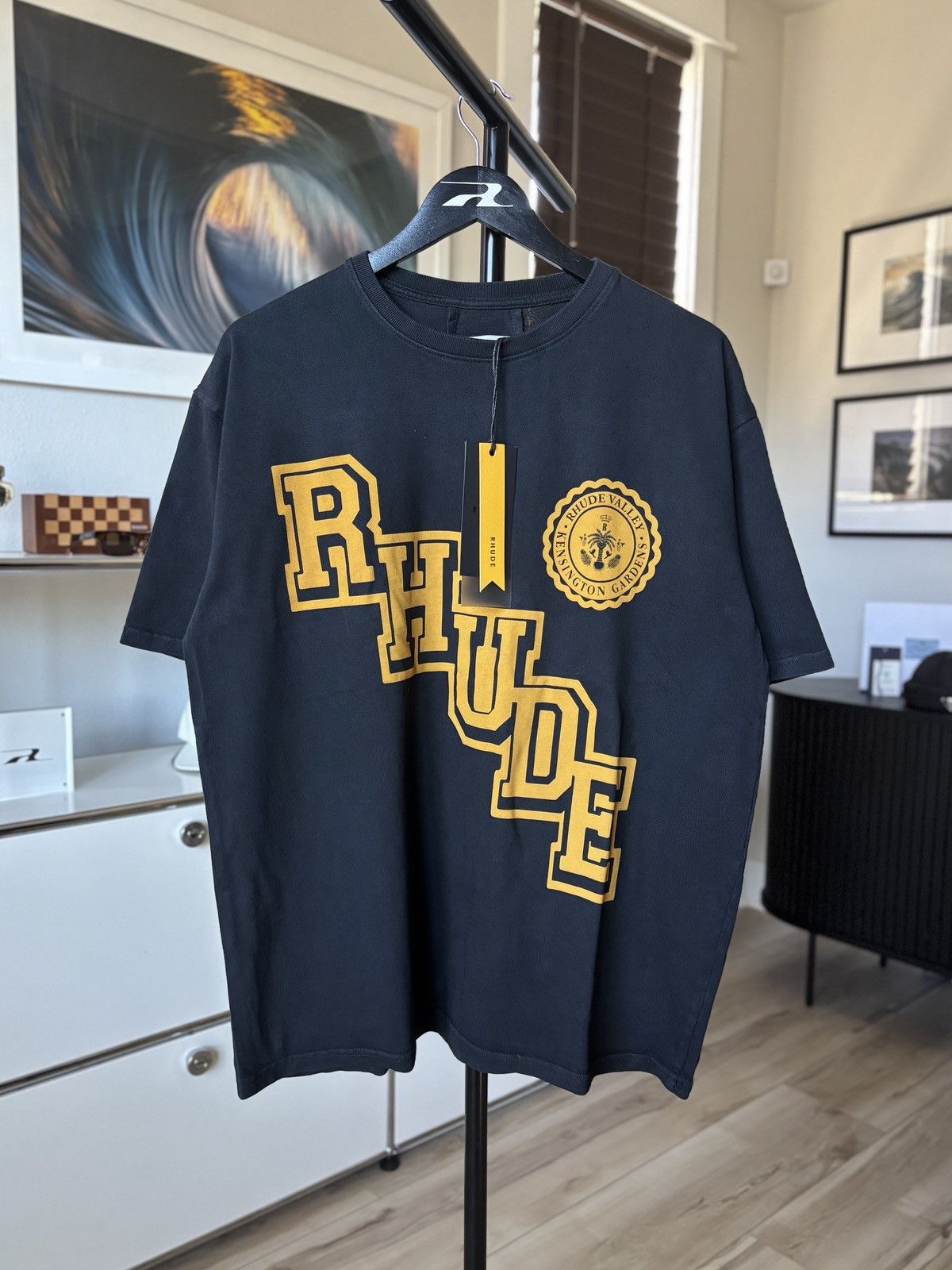 Rhude RHUDE | YELLOW UNIVERSITY CREST LOGO TEE Size US M / EU 48-50 / 2 - 1 Thumbnail