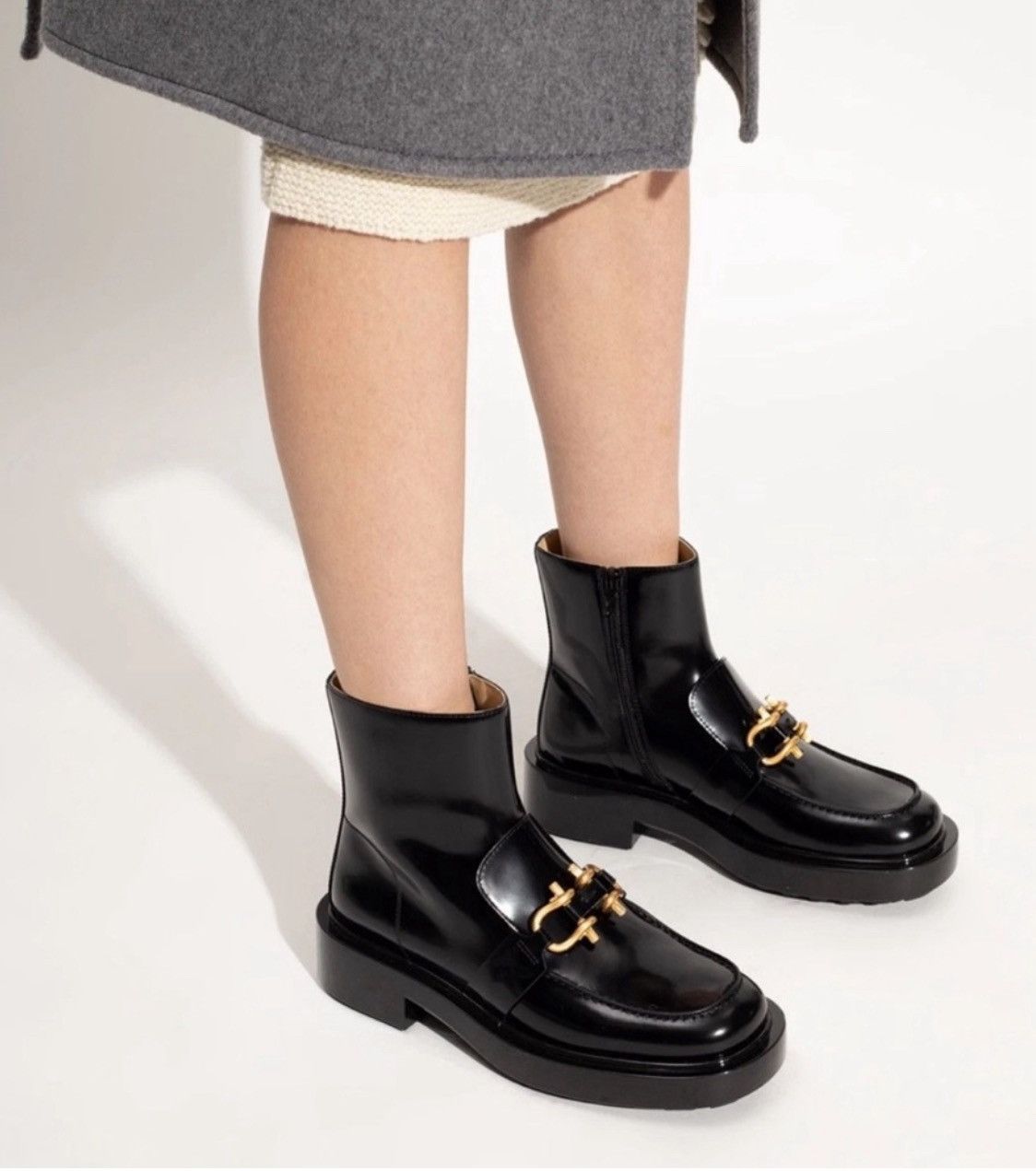 Bottega Veneta Bottega Veneta Monsieur glossed-leather ankle boots size 40 Size US 10 / IT 40 - 2 Thumbnail