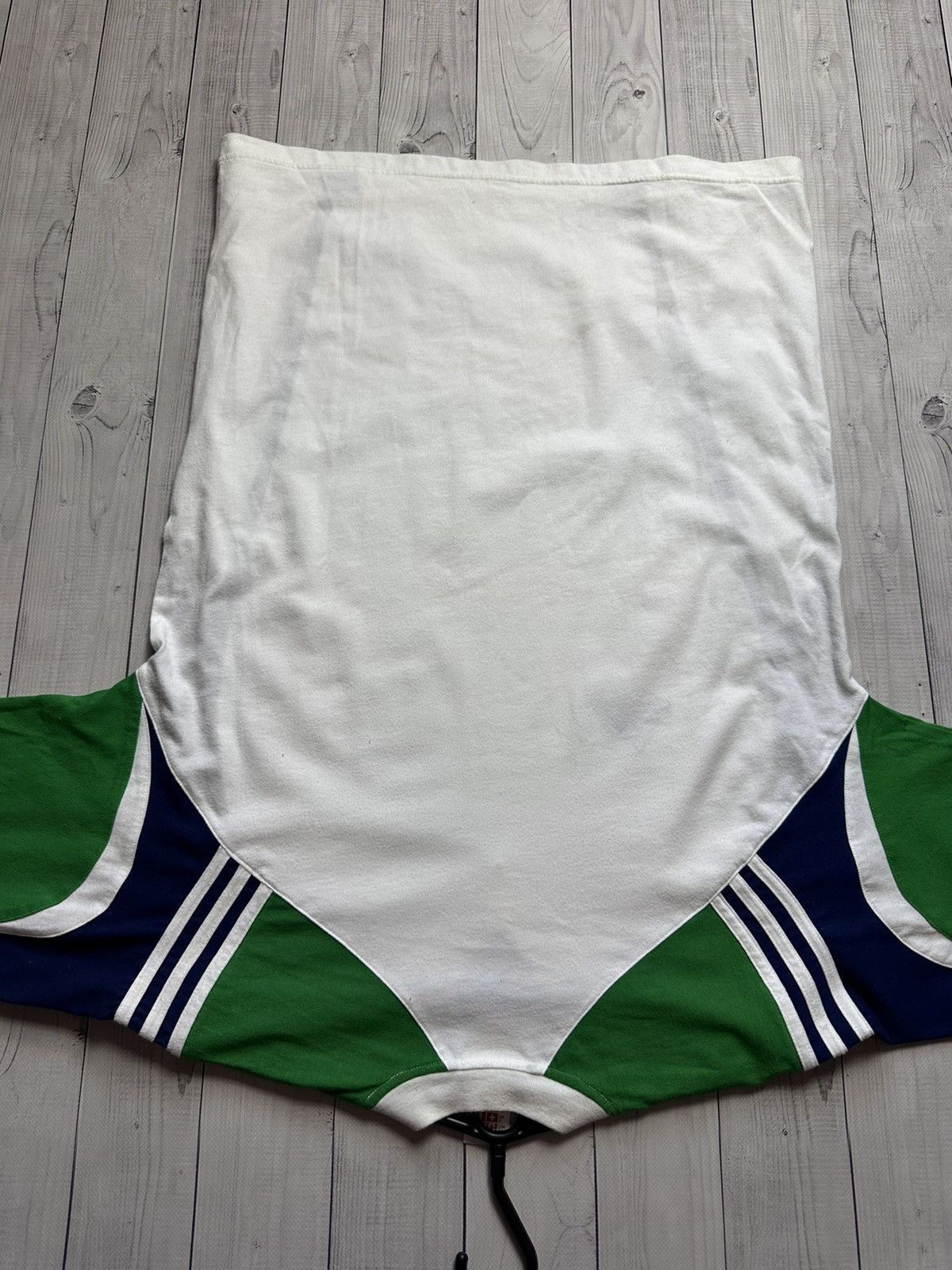 Adidas × Vintage Vintage adidas logo tee rare size M Size US M / EU 48-50 / 2 - 6 Thumbnail