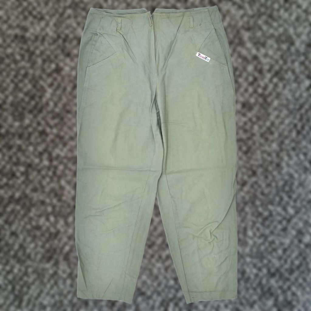 Vintage VINTAGE TREND TEX Womens High Waist Chino Trousers W32 L27 Khaki Cotton IX07 Size 24" / US 00 / IT 34 - 1 Thumbnail