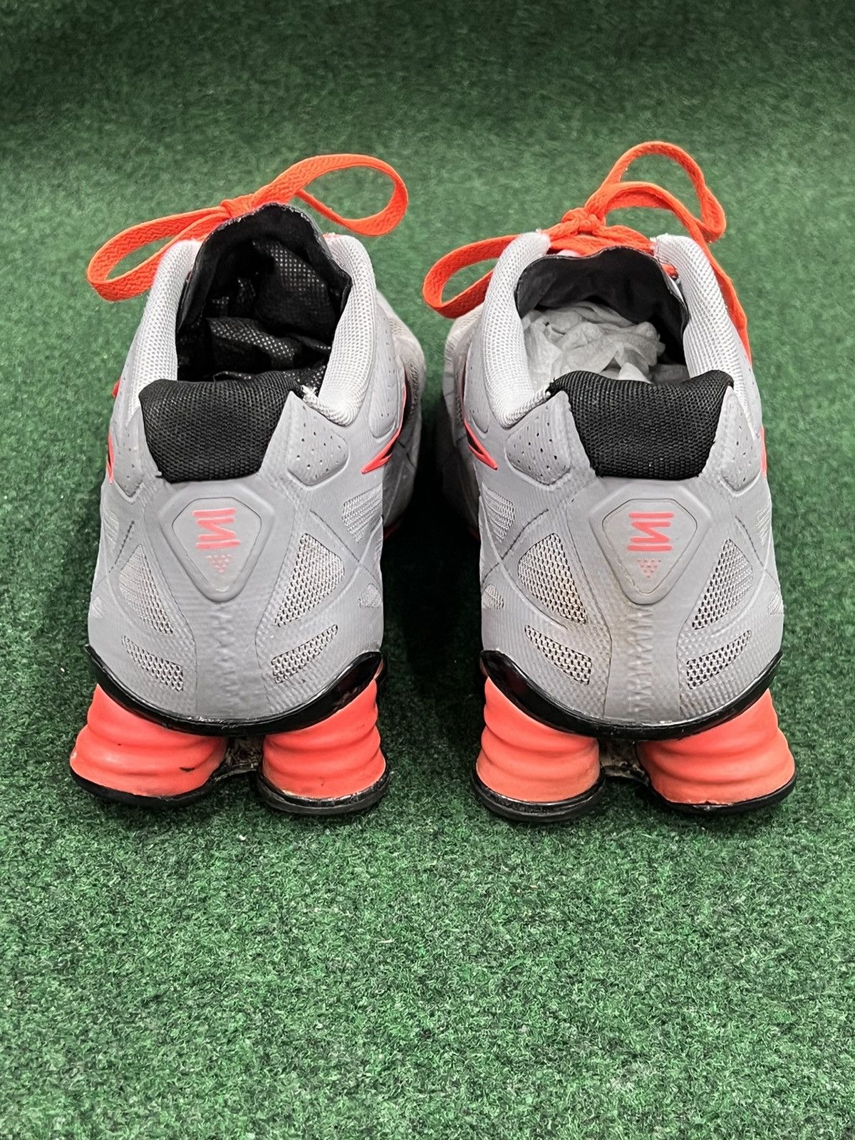 Nike 2011 Nike Shox Roadster Size US 10.5 / EU 43-44 - 6 Thumbnail