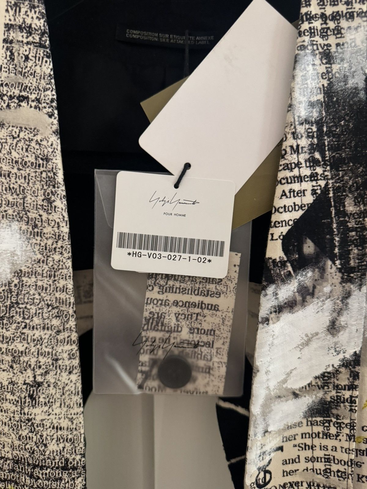 Yohji Yamamoto Yohji Yamamoto Pour Homme SS22 Newspaper-Print Vest Size 46R - 6 Thumbnail