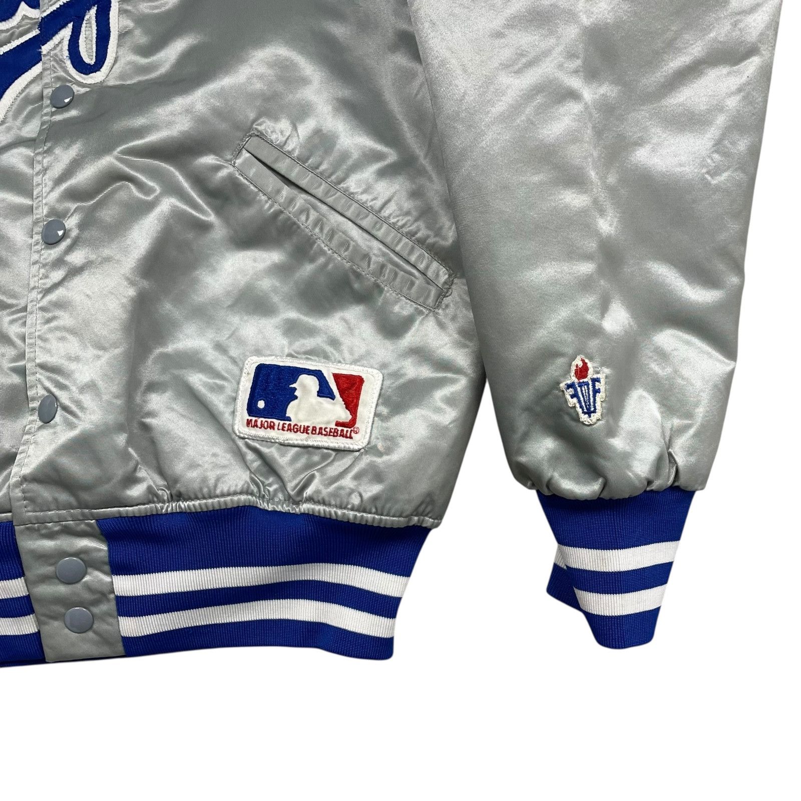 MLB VTG 90s LOS ANGELES DODGERS FELCO SATIN BOMBER JACKET SILVER Size US L / EU 52-54 / 3 - 3 Thumbnail