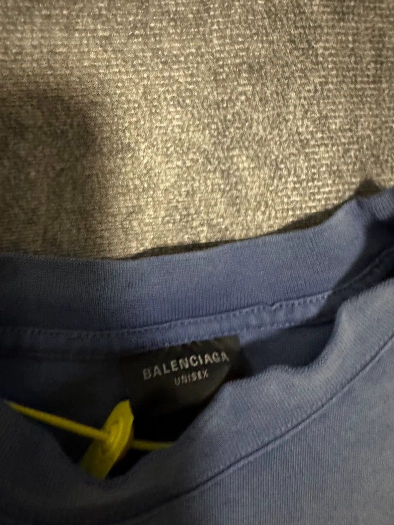 Balenciaga Balenciaga Blue distressed iron tower logo short-sleeve Size US L / EU 52-54 / 3 - 3 Thumbnail