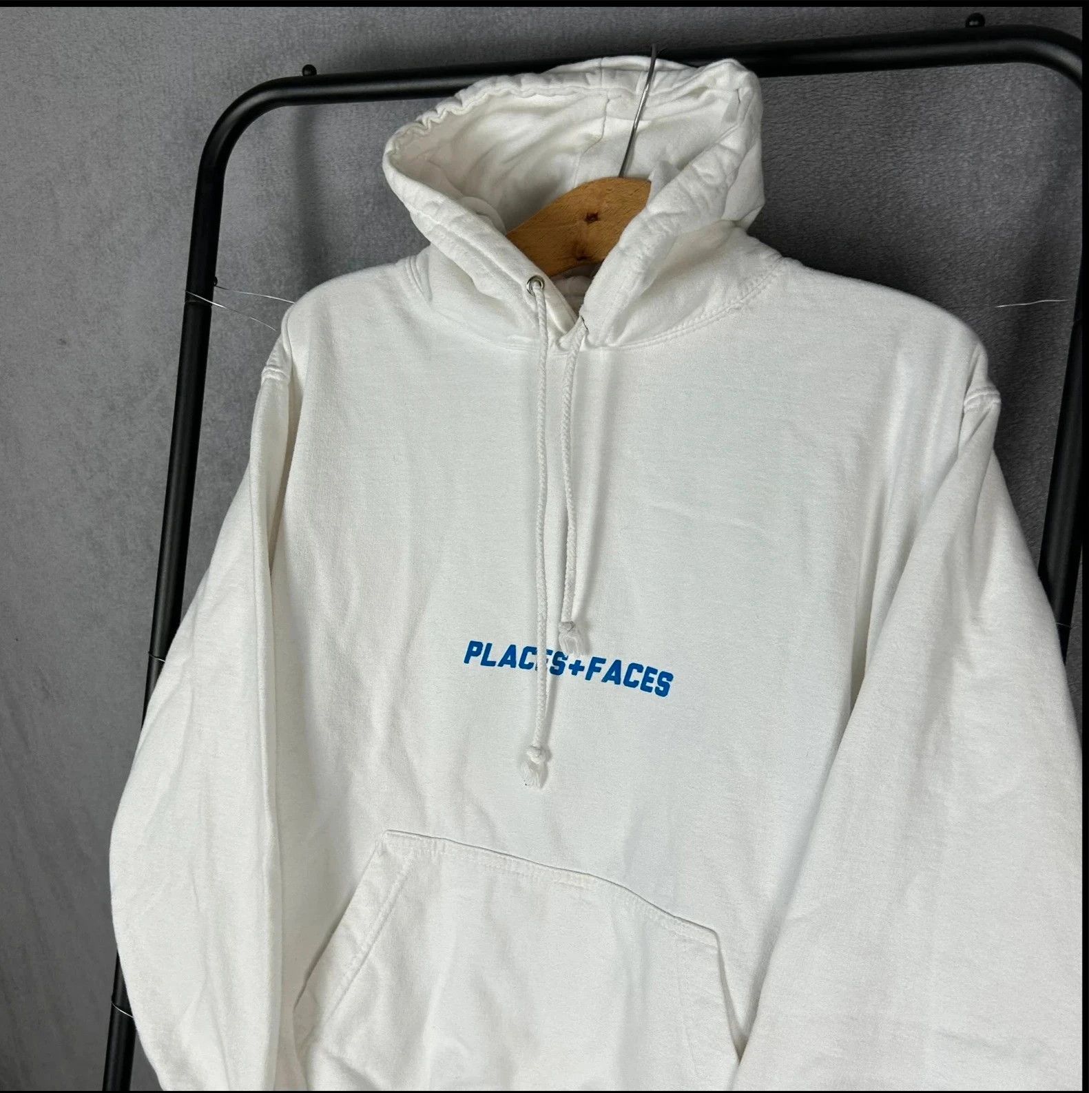 Places + Faces Hoodie Places+Faces white minimalist logo streetwear S Size US S / EU 44-46 / 1 - 3 Thumbnail