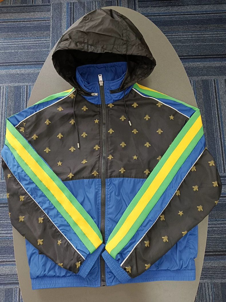 Gucci Gucci Full-printed little bee logo jacket 2504-Nextarrow Size US M / EU 48-50 / 2 - 1 Thumbnail