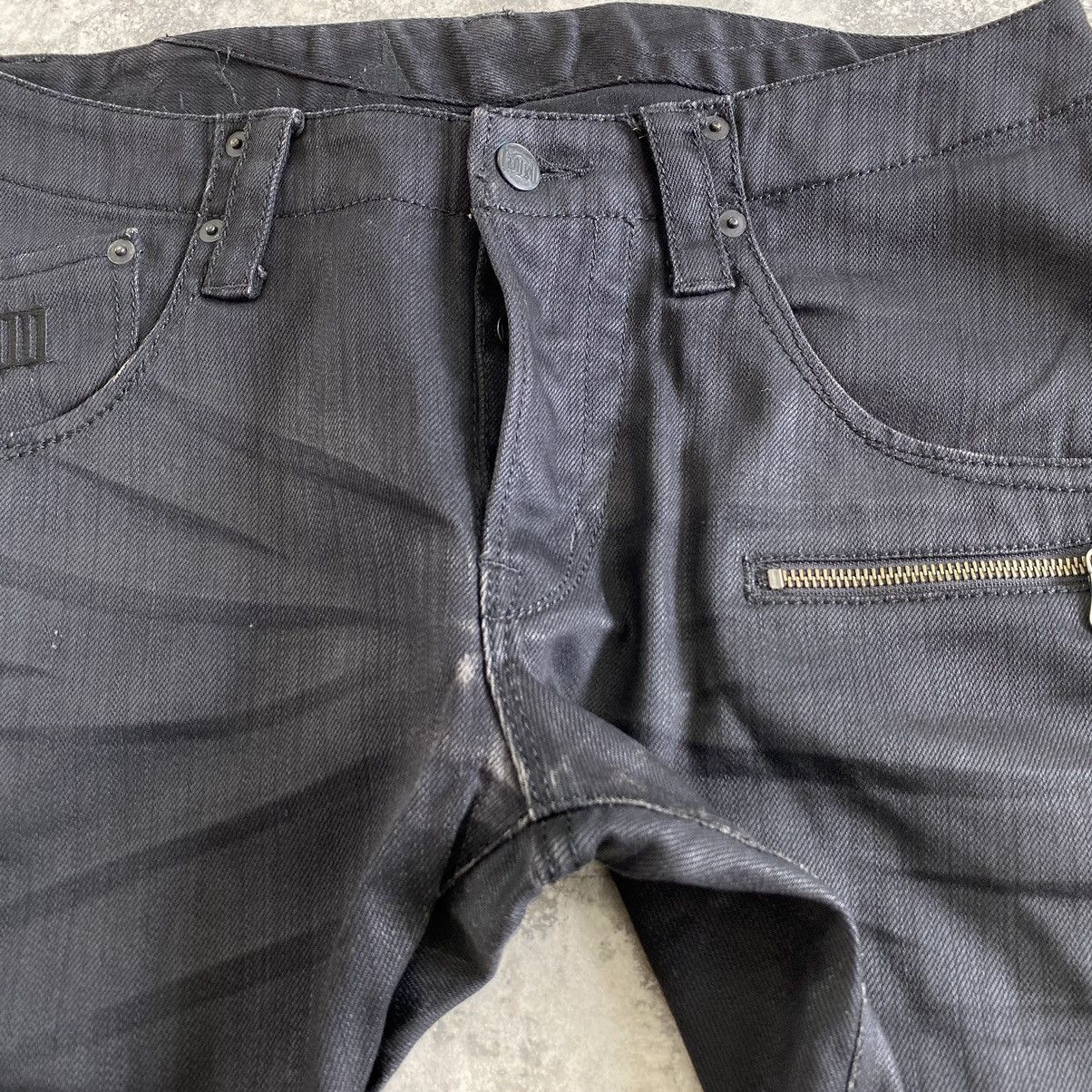Japanese Brand Vintage Troiso Japan Curved Leg Coated Black Jeans Size US 31 - 11 Thumbnail