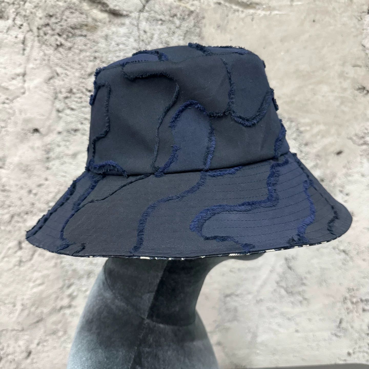 Dior Dior Bucket Hat 57 New Size ONE SIZE - 2 Thumbnail