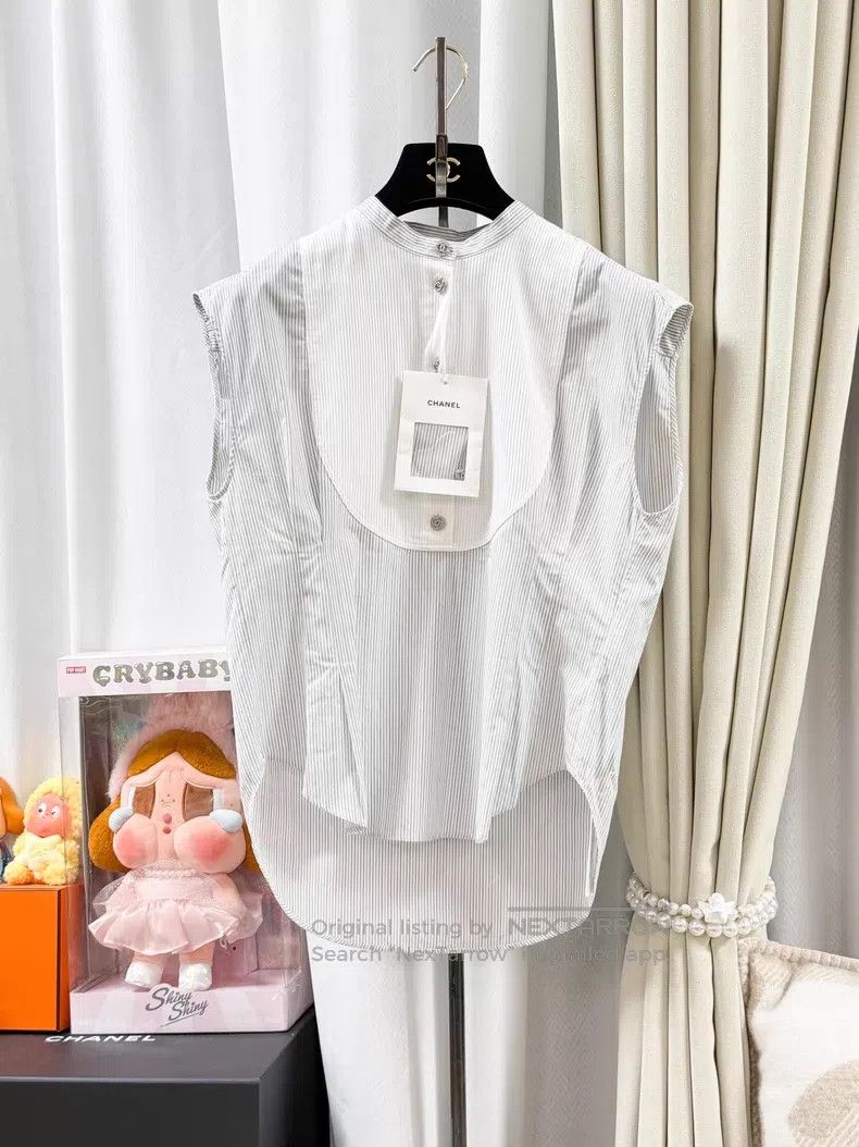 Chanel Chanel Vertical striped diamond buckle sleeveless Size XS / US 0-2 / IT 36-38 - 1 Thumbnail