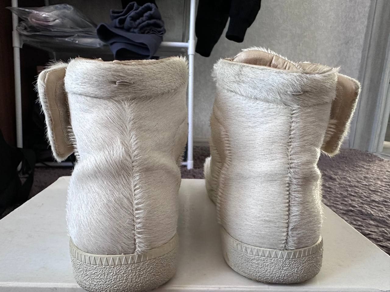 Maison Margiela Yeezy X Maison Margiela Future Pony Hair Limited Size US 6 / EU 39 - 2 Thumbnail