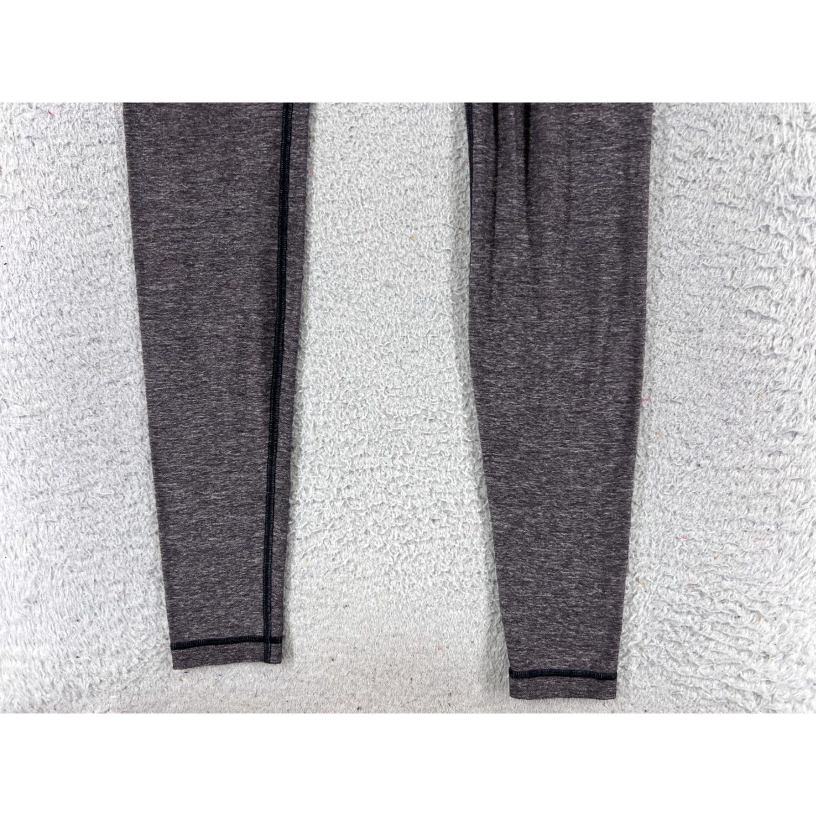 Lululemon Lululemon Wunder Under Pants Womens 8 Gray High Rise 32in Inseam Yoga Activewear Pockets ZIP Pocket Read Size 30" / US 8 / IT 44 - 2 Thumbnail