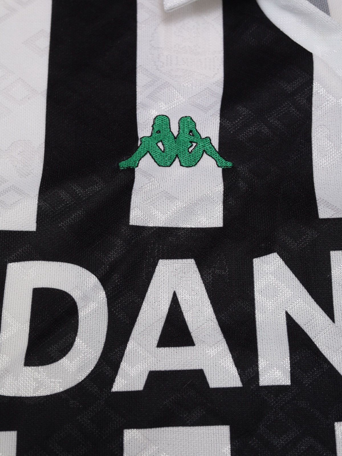 Kappa Kappa Juventus 1992-94 Danone Soccer Football Shirt Jersey Size US XL / EU 56 / 4 - 8 Thumbnail