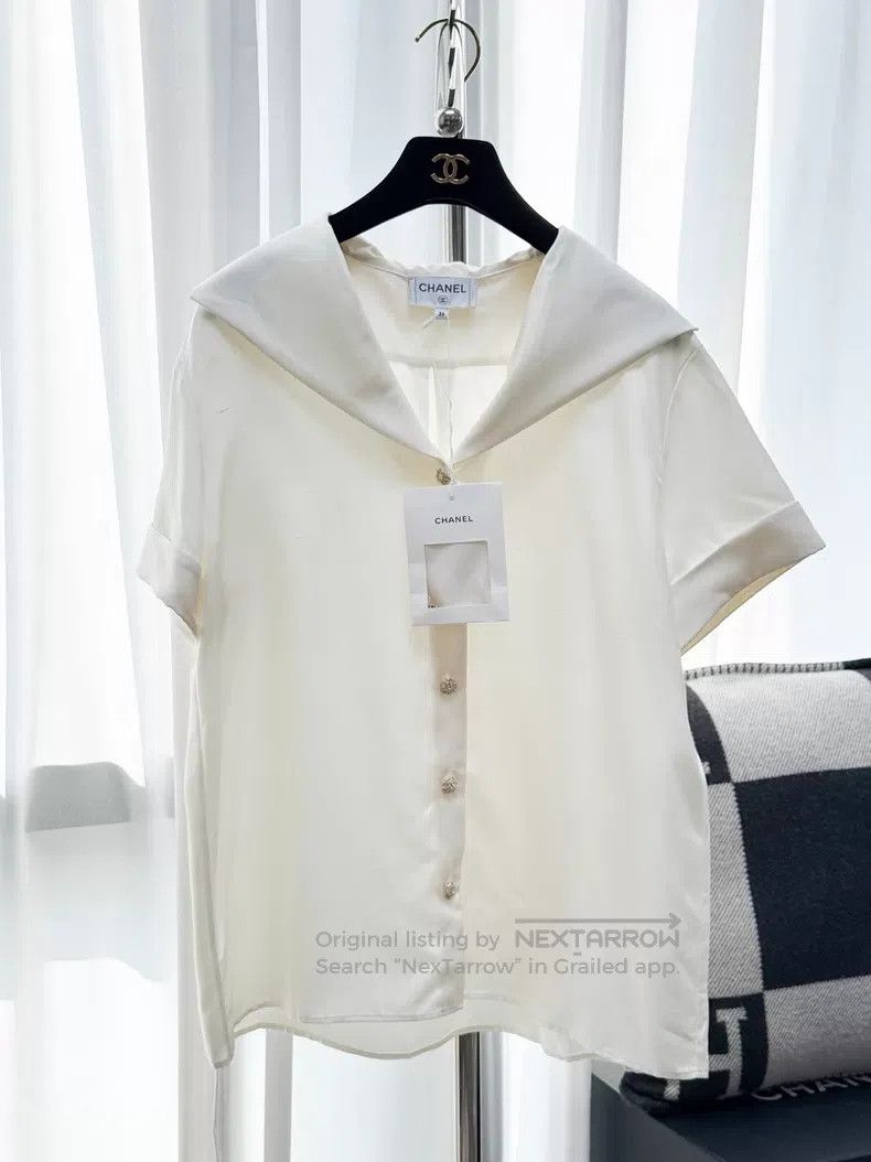 Chanel Chanel Navy collar short-sleeved shirt Size XS / US 0-2 / IT 36-38 - 1 Thumbnail