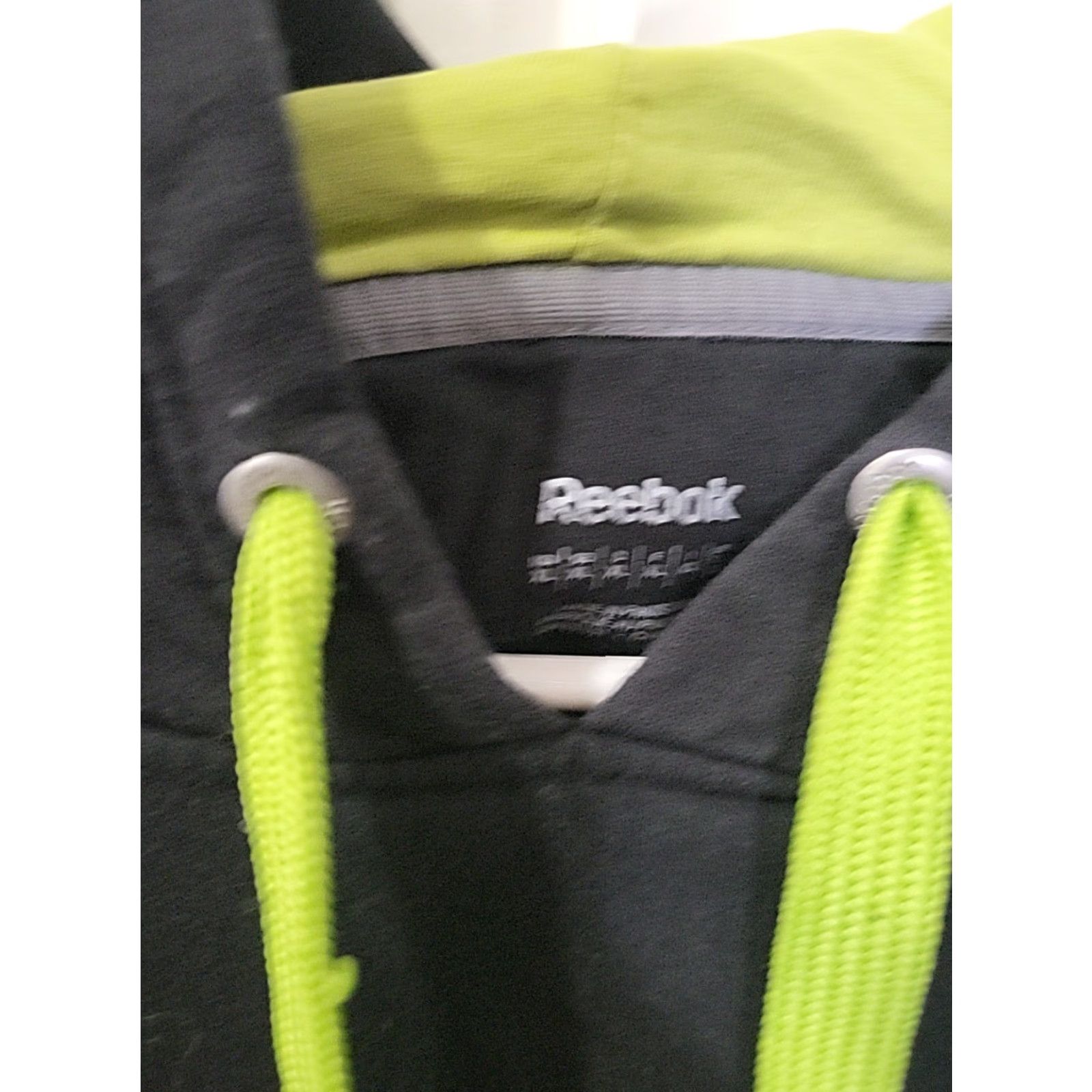 Reebok Reebok Hoodie XL Black Neon Green Graphic Print Logo Pockets Hooded Pullover Long Sleeve Gym Training Cross Training Running Men Size US XL / EU 56 / 4 - 7 Thumbnail