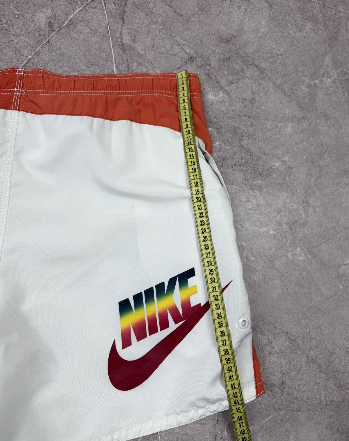 Nike Nike vintage shorts big logo Size US 34 / EU 50 - 11 Thumbnail