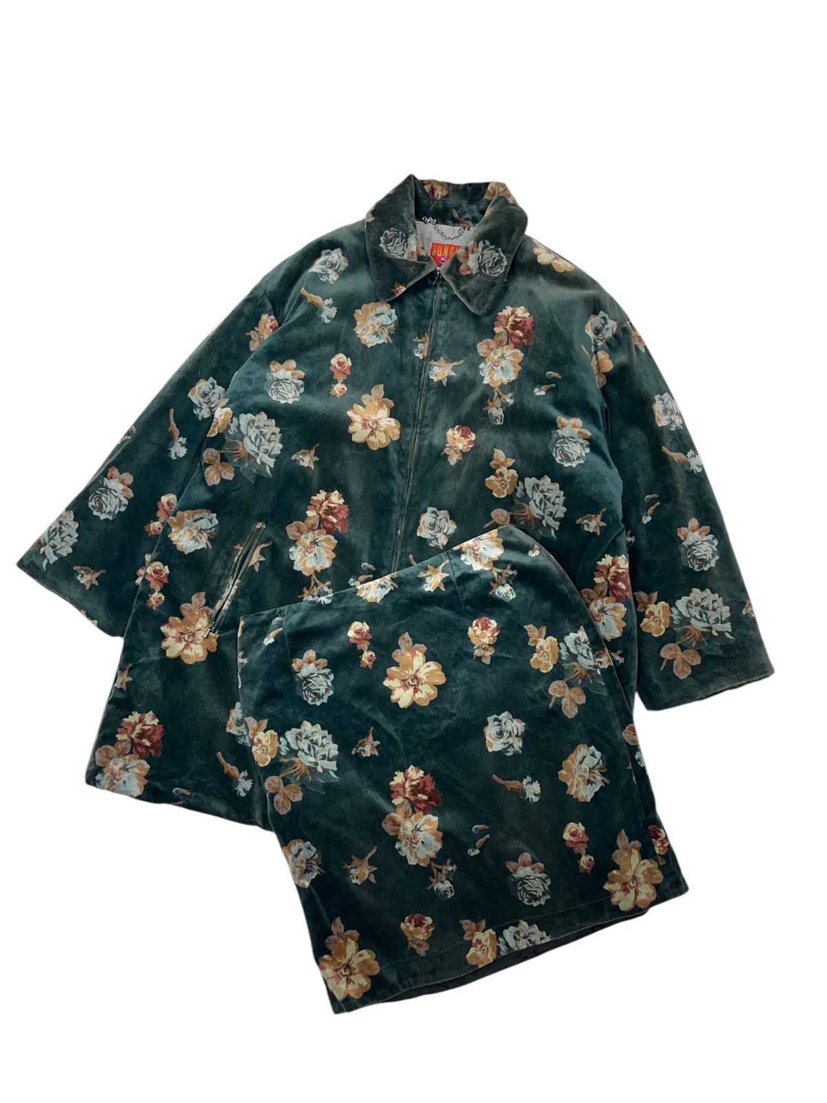 Kenzo × Vintage Vintage Kenzo Jungle Floral Velvet Jacket Skirt Suit Size S / US 4 / IT 40 - 1 Thumbnail