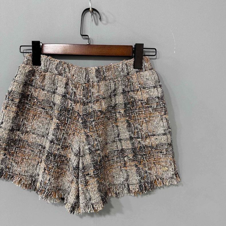 Chanel Chanel Tweed braided shorts 2504-Nextarrow Size 24" / US 00 / IT 34 - 2 Thumbnail