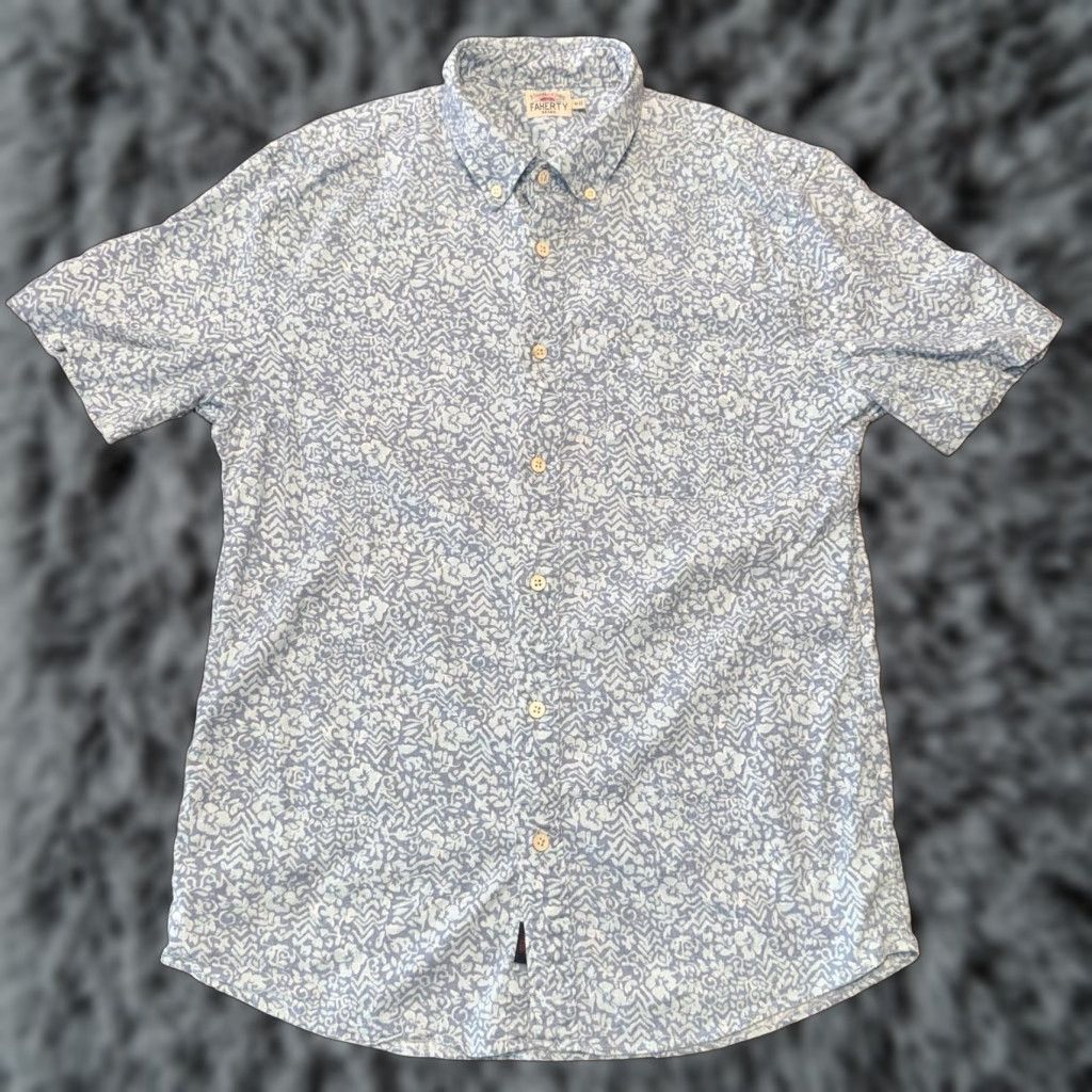 Faherty Short Sleeve Button Down Blue Men’s Medium Floral Hemp Blend Shirt