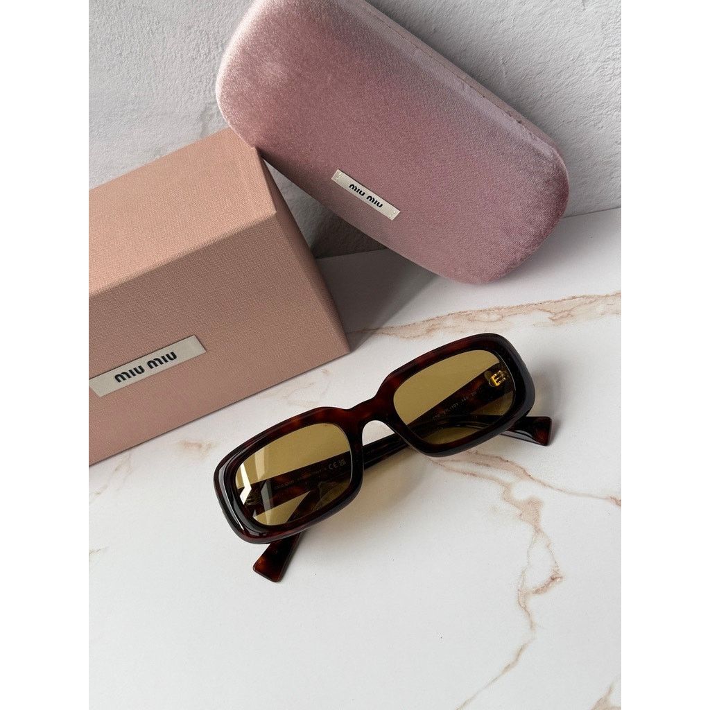 Miu Miu NEW Miu Miu MU B13S Brown Yellow Rectangular Sunglasses Size ONE SIZE - 2 Thumbnail