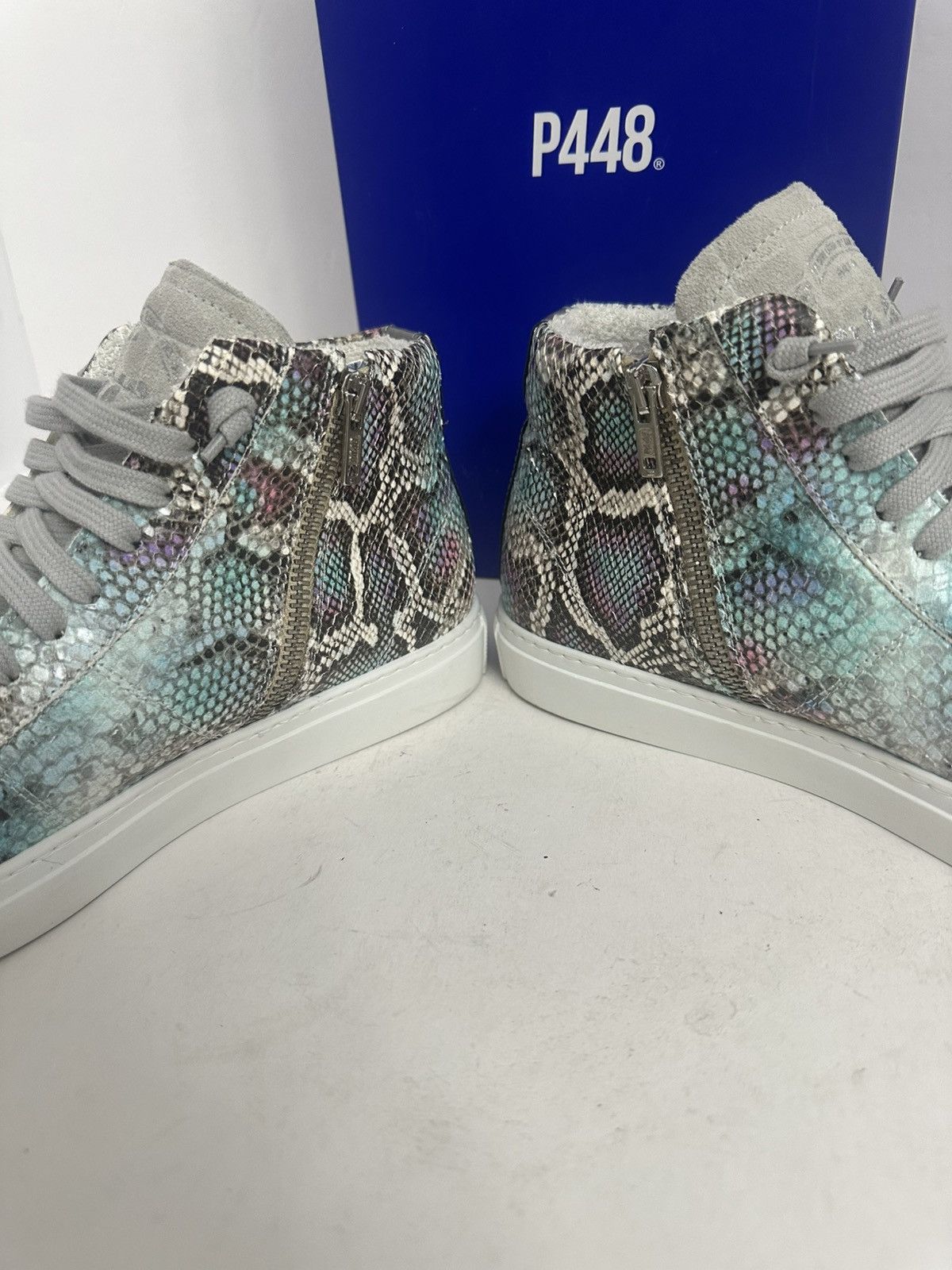 P448 P448 Star Embossed Low Hiding Heel High Top Sneaker Size US 9.5 / IT 39.5 - 6 Thumbnail
