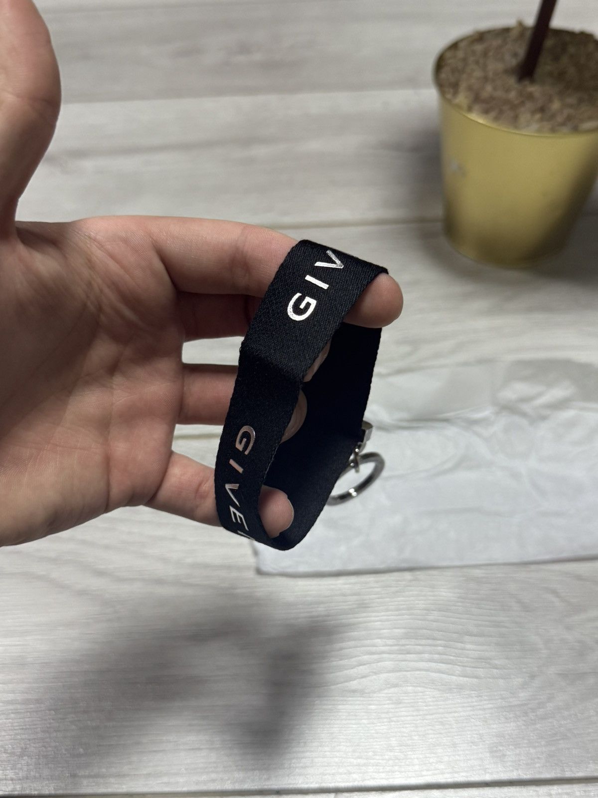 Givenchy Givenchy strap keychain carabiner spell out big logo Size ONE SIZE - 6 Thumbnail