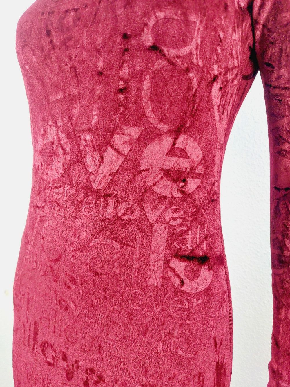 Moschino Moschino Jeans Velvet Love All Over Red Split Maxi Dress Size S / US 4 / IT 40 - 4 Thumbnail