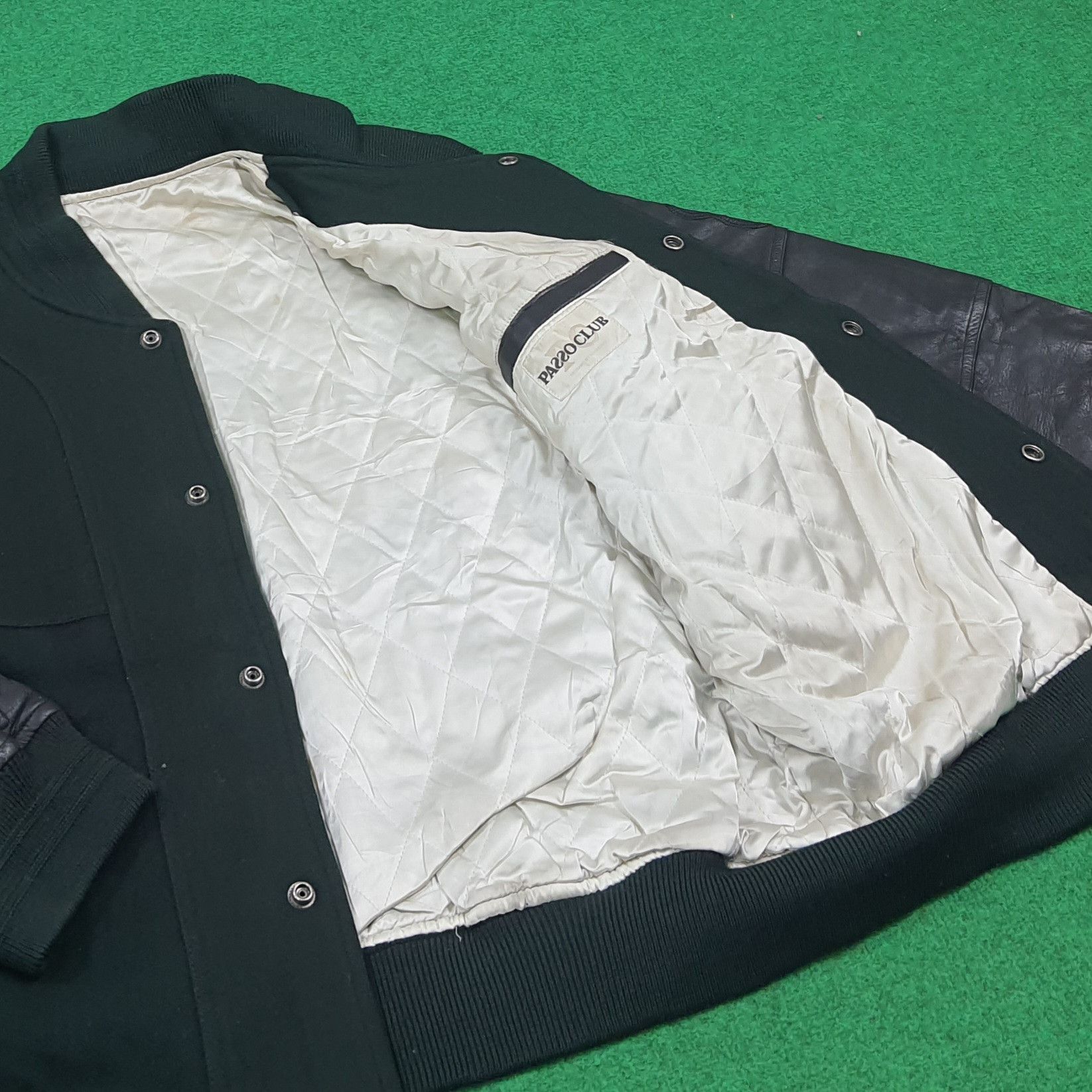 Japanese Brand Vintage 80s Pazzo Club Varsity Wool Leather Bomber C287N16 Size US L / EU 52-54 / 3 - 7 Thumbnail