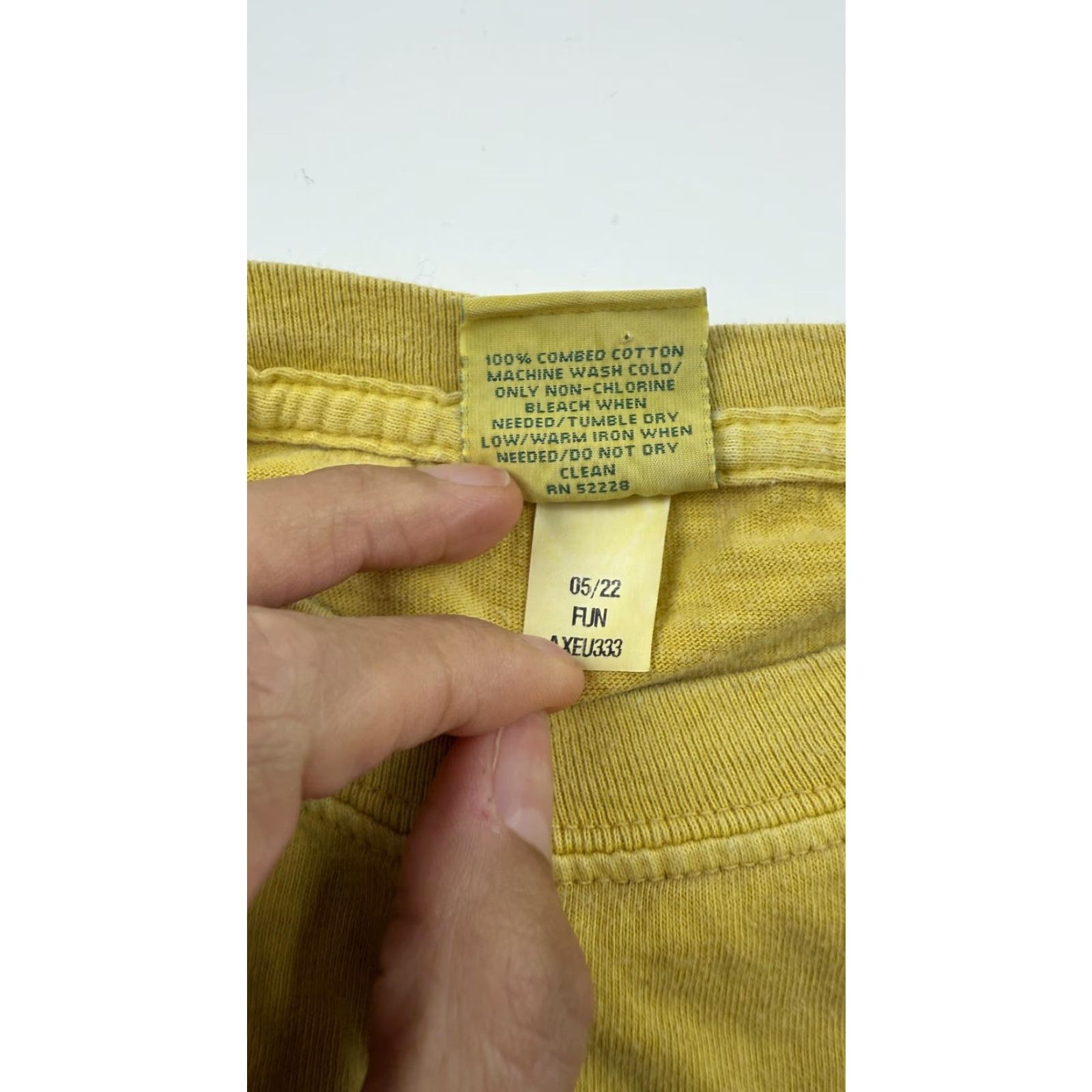 Vintage Crazy Shirts Dog Beach Shirt Mens L Yellow Surfing Dogs Graphic Hawaii Fun Shirt Size US L / EU 52-54 / 3 - 4 Thumbnail