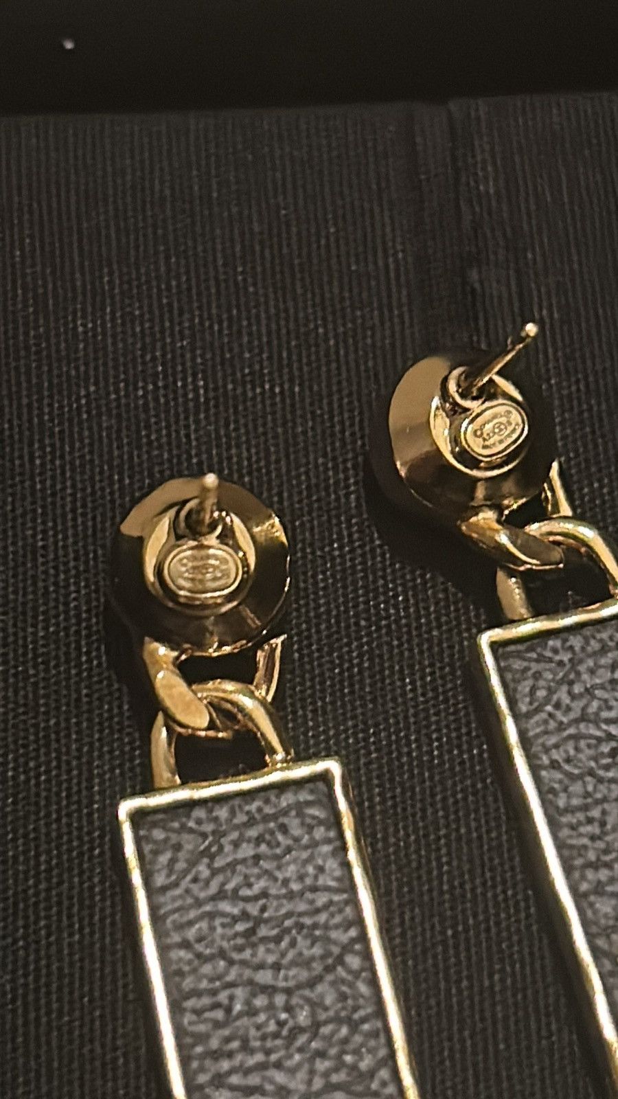 Chanel Chanel Logo Rectangle Plate Earring Size ONE SIZE - 8 Thumbnail