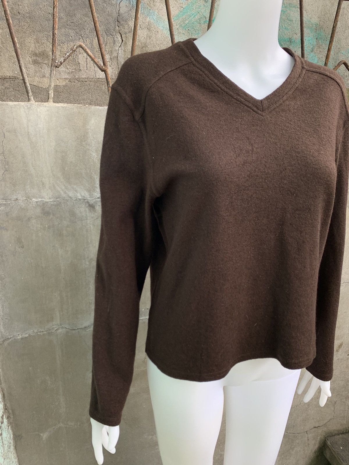 Prada Wool V Neck Sweater Size M / US 6-8 / IT 42-44 - 2 Thumbnail