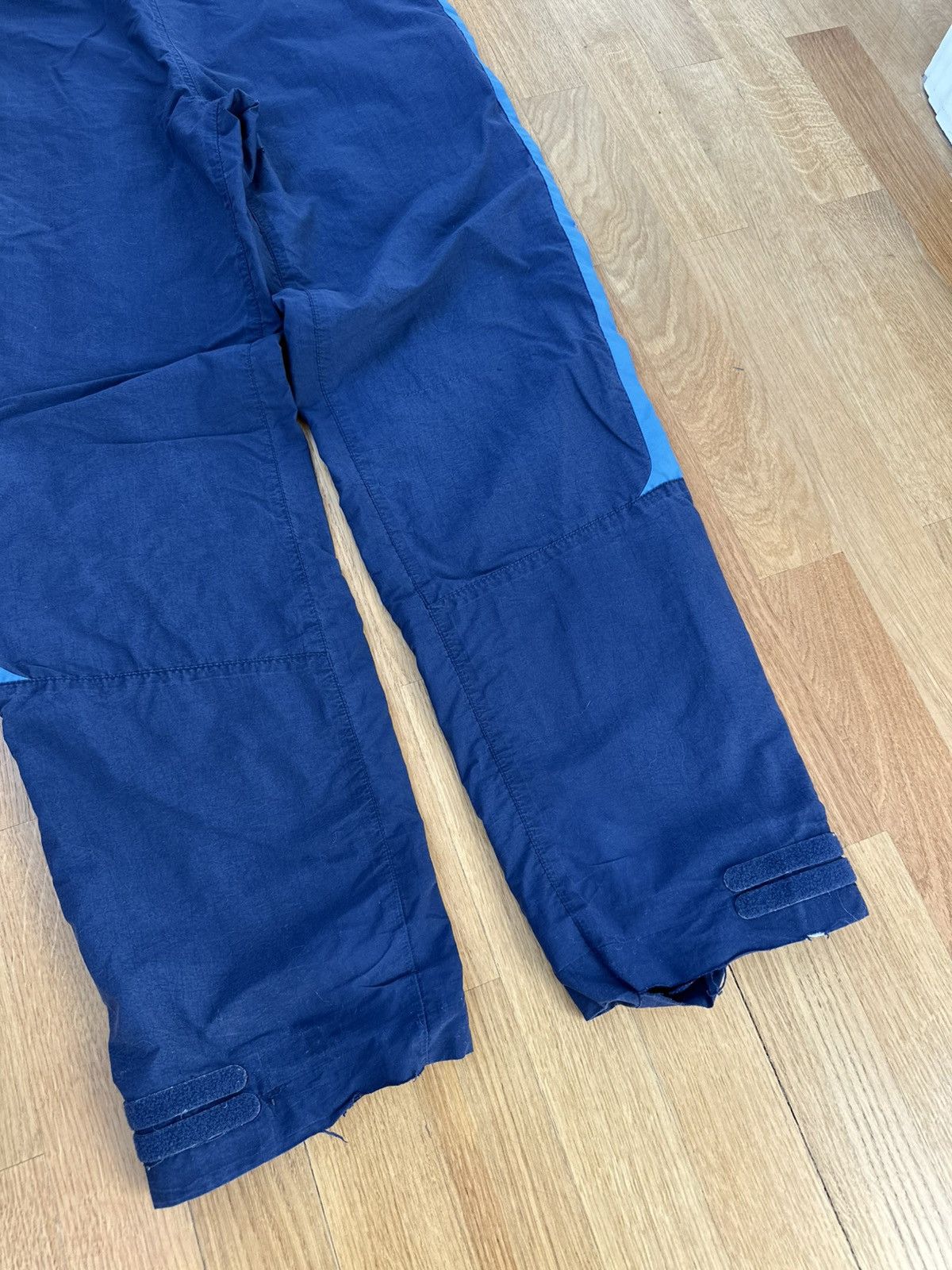 Nike Vintage Nike Track Pants Distressed Fit Swoosh Logo Size US 34 / EU 50 - 15 Thumbnail