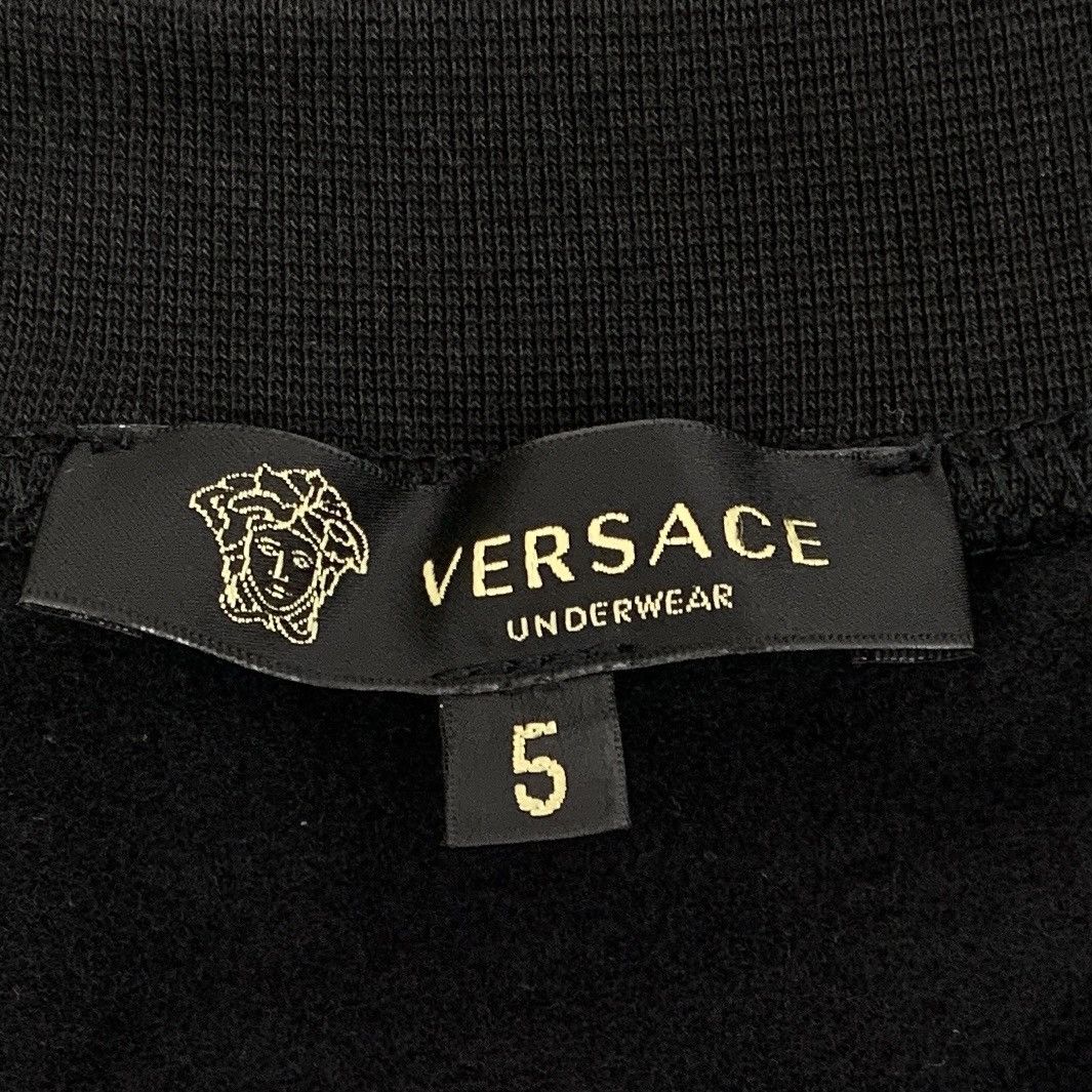 Versace Versace Black Medusa Head Long Sleeve Sweatshirt K26WX Size US L / EU 52-54 / 3 - 6 Thumbnail