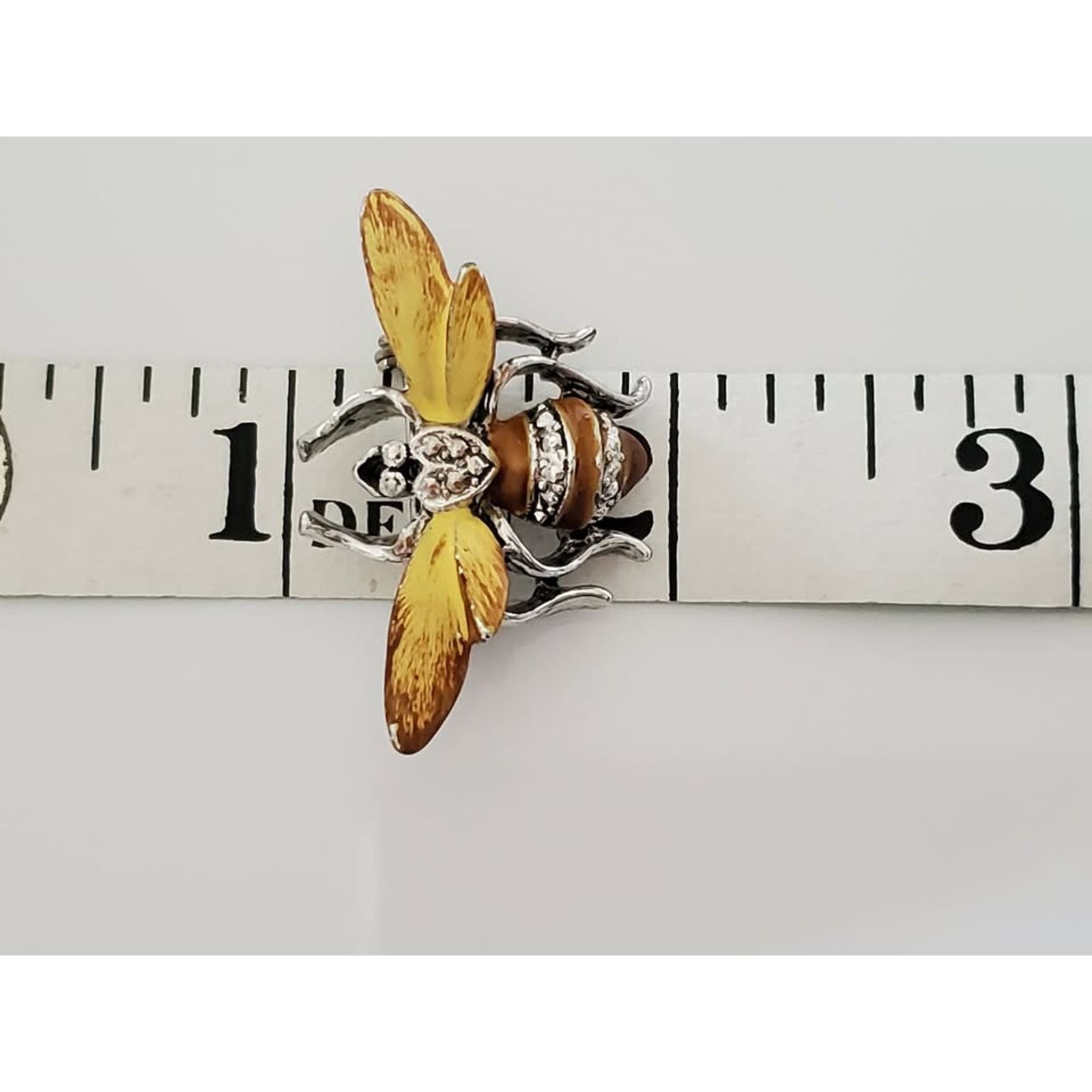 Other Enamel Metal Bumble Bee Brooch Size ONE SIZE - 5 Thumbnail