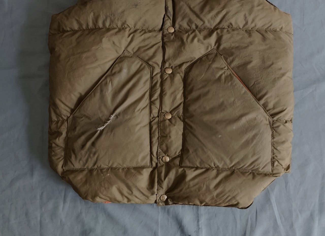 Rocky Mountain Featherbed Vintage 70s Brown Rocky Mountain Featherbed Down Vest. Size US M / EU 48-50 / 2 - 4 Thumbnail