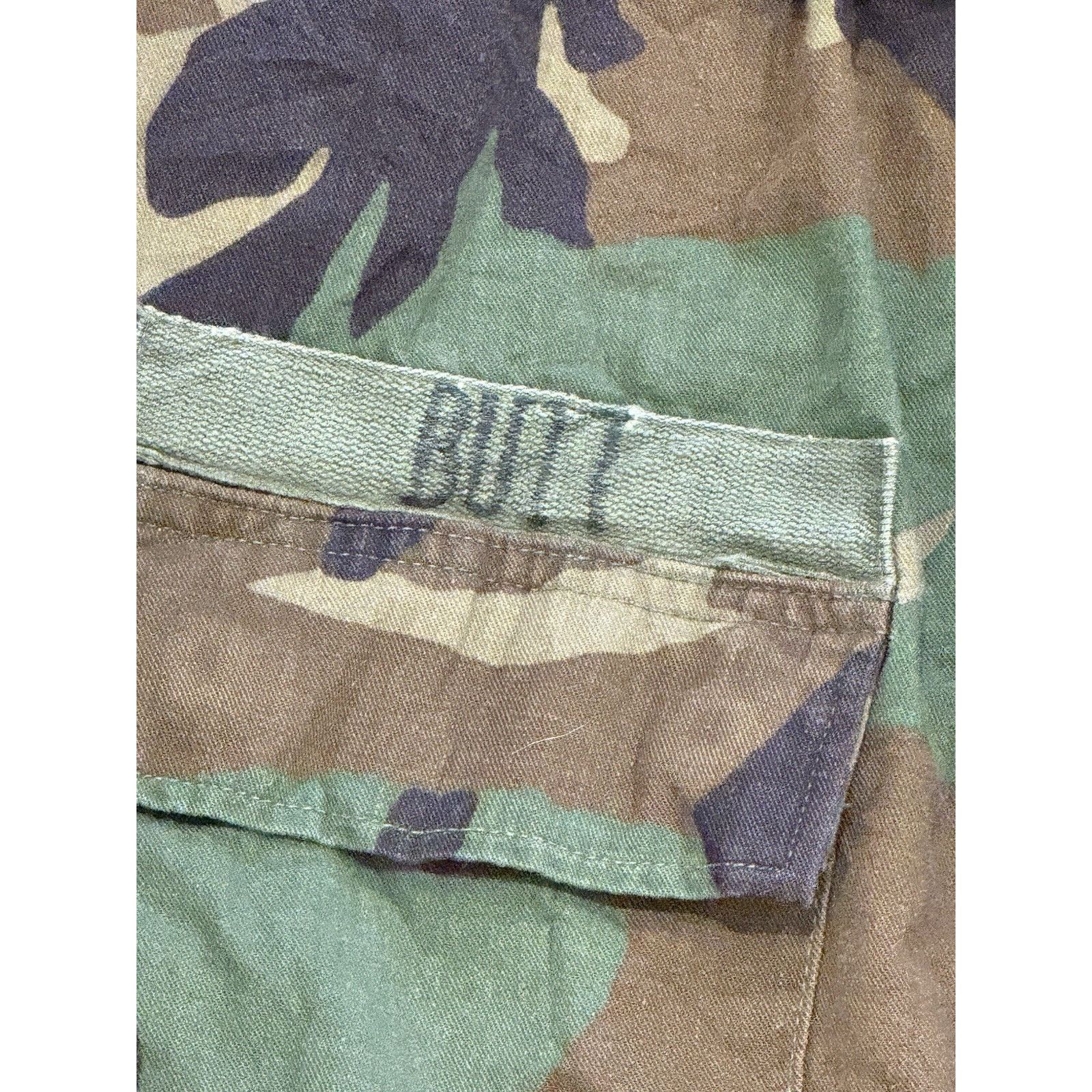 Vintage Vintage US Army 70s Military Woodland Camo Field Jacket Size US M / EU 48-50 / 2 - 3 Thumbnail