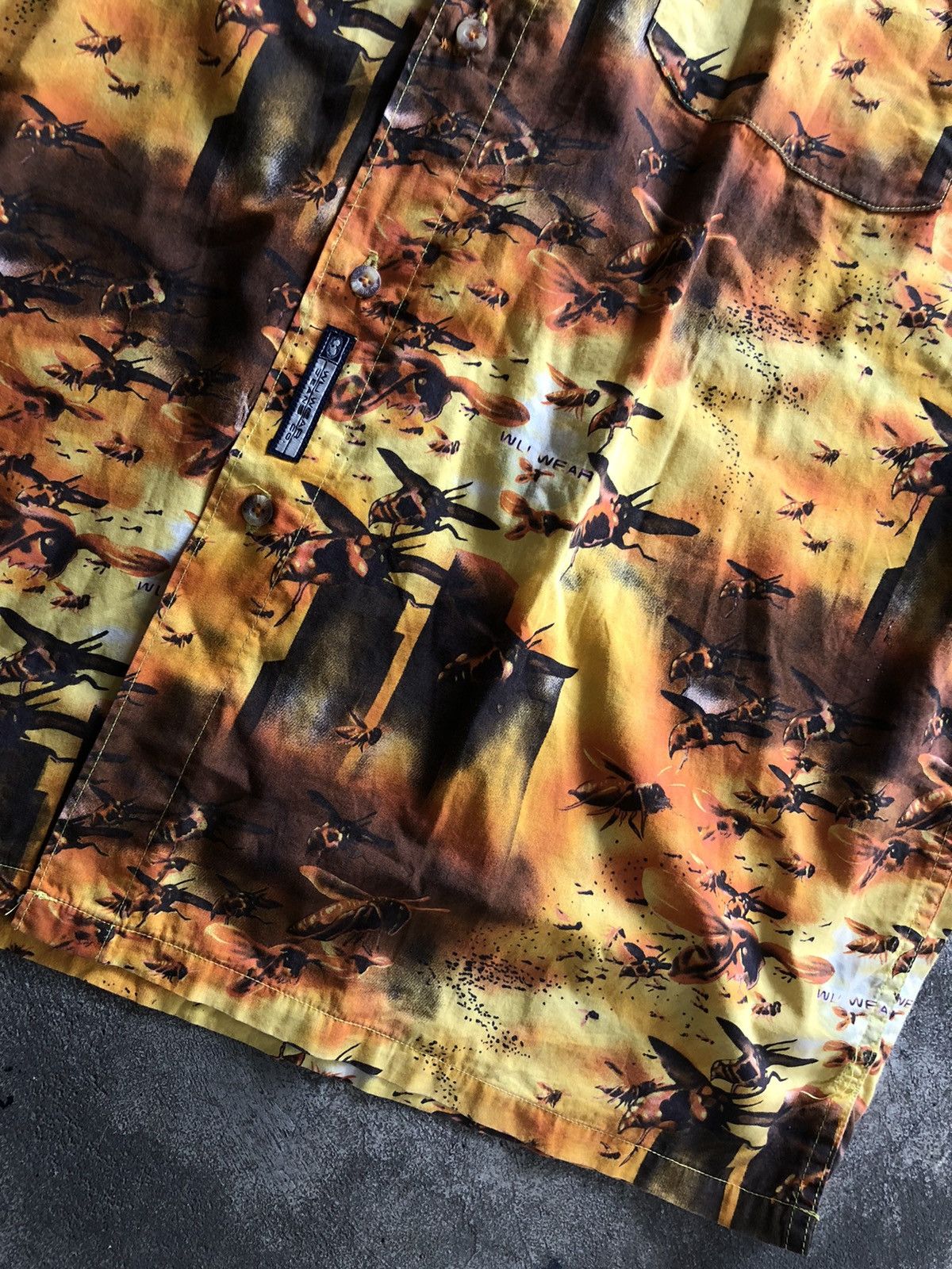 Rap Tees VINTAGE WU TANG WU WEAR ALL OVER PRINT BUTTON SHIRT Size US XL / EU 56 / 4 - 9 Thumbnail