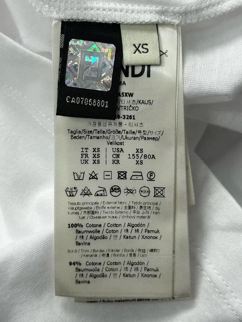 Fendi Fendi White Arm Logo Short Sleeve Size XS / US 0-2 / IT 36-38 - 4 Thumbnail