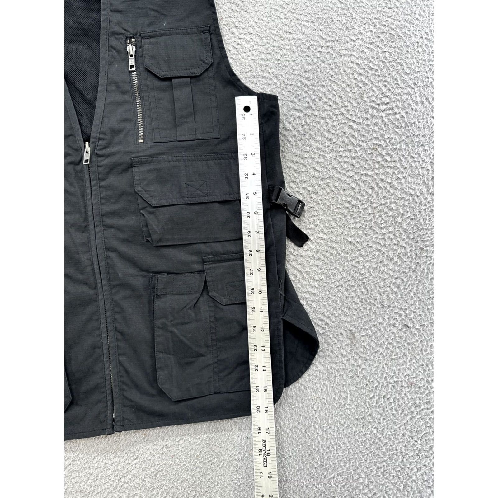 Equipment Magnum Essential Equipment Vest Black Rip Stop Full Zip Mens Size S Size US S / EU 44-46 / 1 - 5 Thumbnail