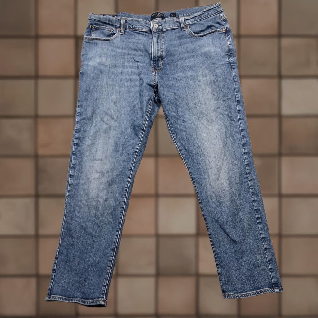 Lucky Brand Lucky Brand 410 Athletic Slim Jeans Men 40x30 Blue Denim Slim Fit Five-Pocket Regular Inseam 30in Light Wash Vintage No Size US 40 / EU 56 - 1 Thumbnail