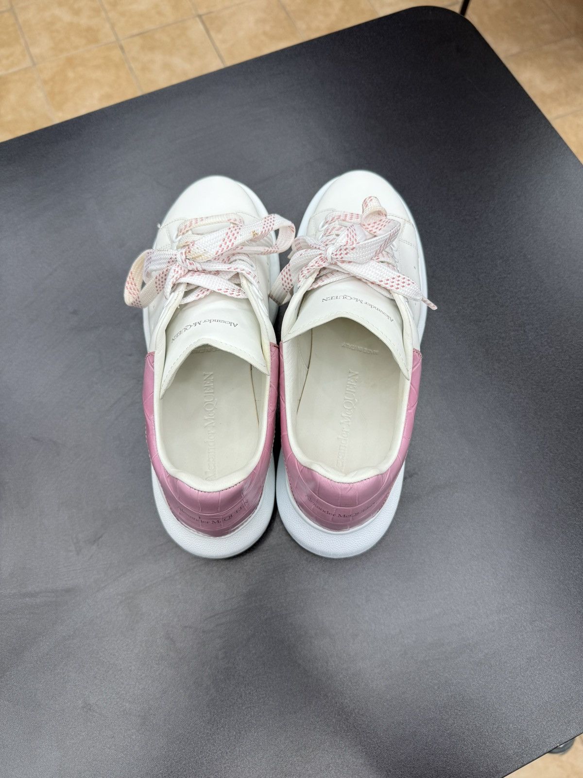 Alexander McQueen MCQUEEN Oversized Womens White Pink Sneakers Size 39.5 / 9.5 Size US 9 / IT 39 - 14 Thumbnail