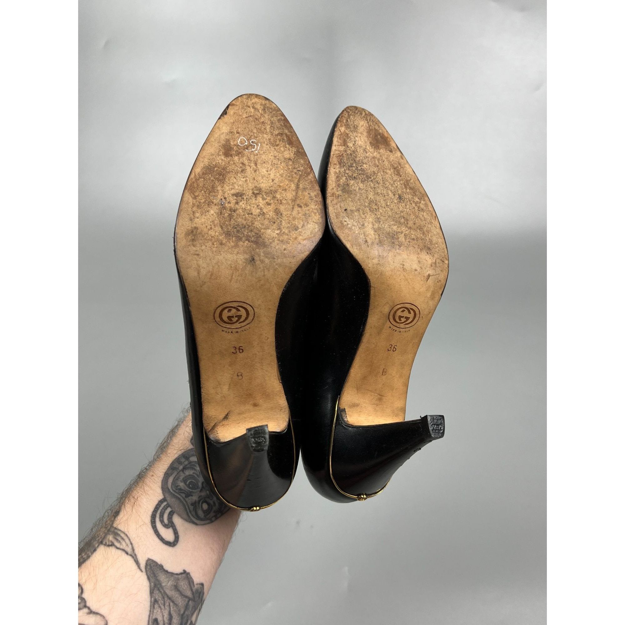 Gucci Gucci Vintage Pointed Toe Leather Pumps (Y1022) Size US 6 / IT 36 - 10 Thumbnail