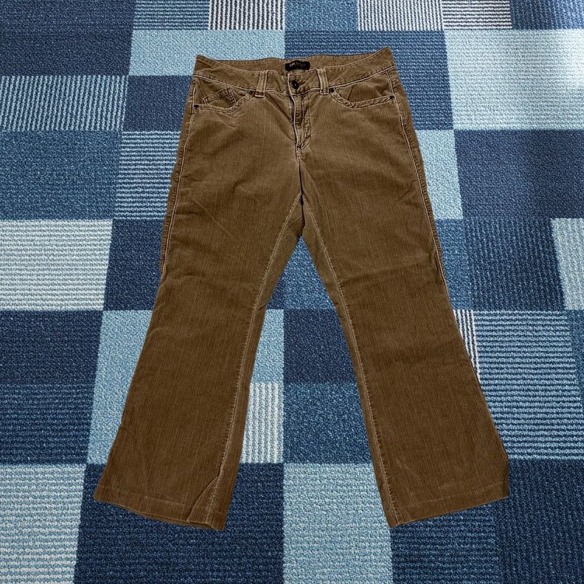 Lee VINTAGE? No. Lee One True Fit Bootcut Pants 14M Regular Waist 36x28 Dark Khaki Brown Corduroy Women’s Size 36" / US 14 / IT 50 - 1 Thumbnail