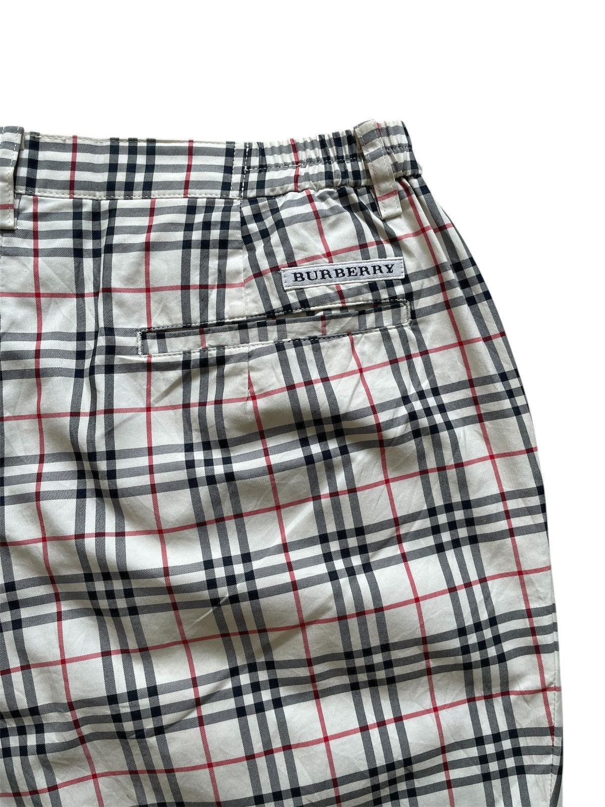 Burberry × Vintage Vintage Burberry Golf Novacheck Shorts Size US 30 / EU 46 - 3 Thumbnail