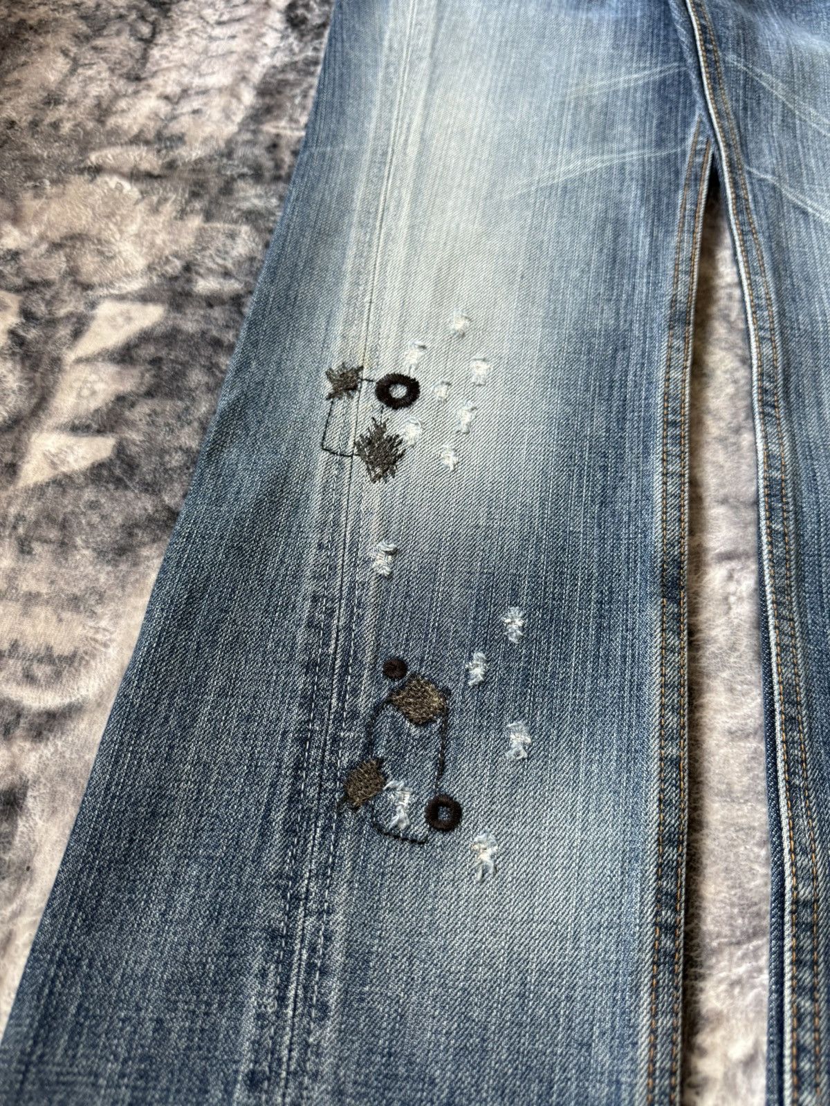 Hysteric Glamour × Japanese Brand Bartack Japan Asymmetrical Revolver Gun Pocket Jeans Size US 28 / EU 44 - 15 Thumbnail