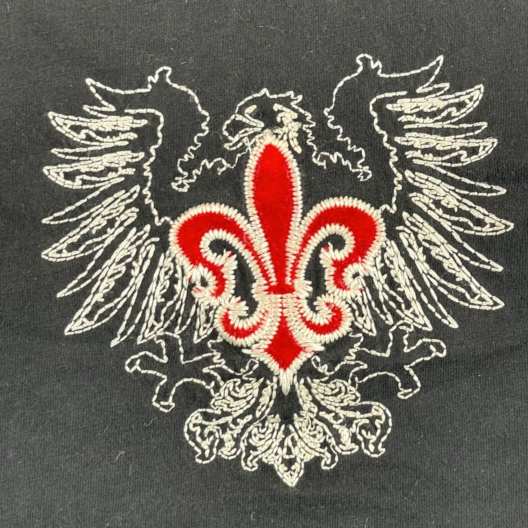 ESPIRIT VINTAGE Rebel Spirit T-Shirt Men XL Black Fleur De Lis Embroidered Applique Short Sleeve Crew Neck Graphic Print Size US XL / EU 56 / 4 - 4 Thumbnail