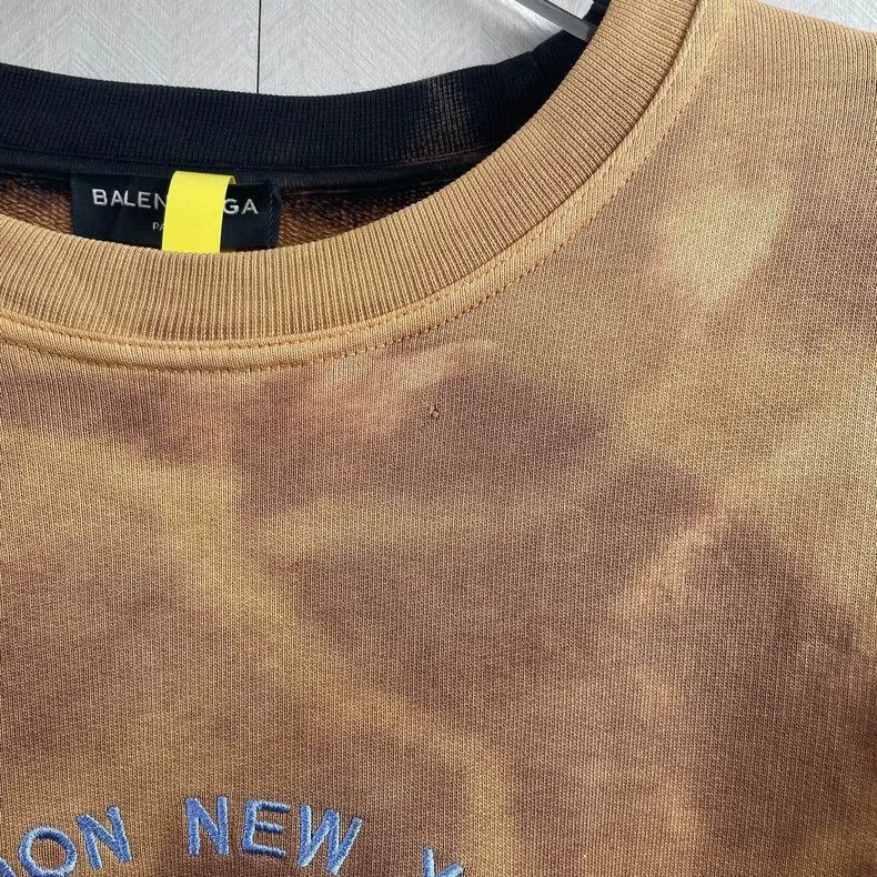 Balenciaga Balenciaga Homme Sweatshirt Size L-2505 Size US L / EU 52-54 / 3 - 4 Thumbnail
