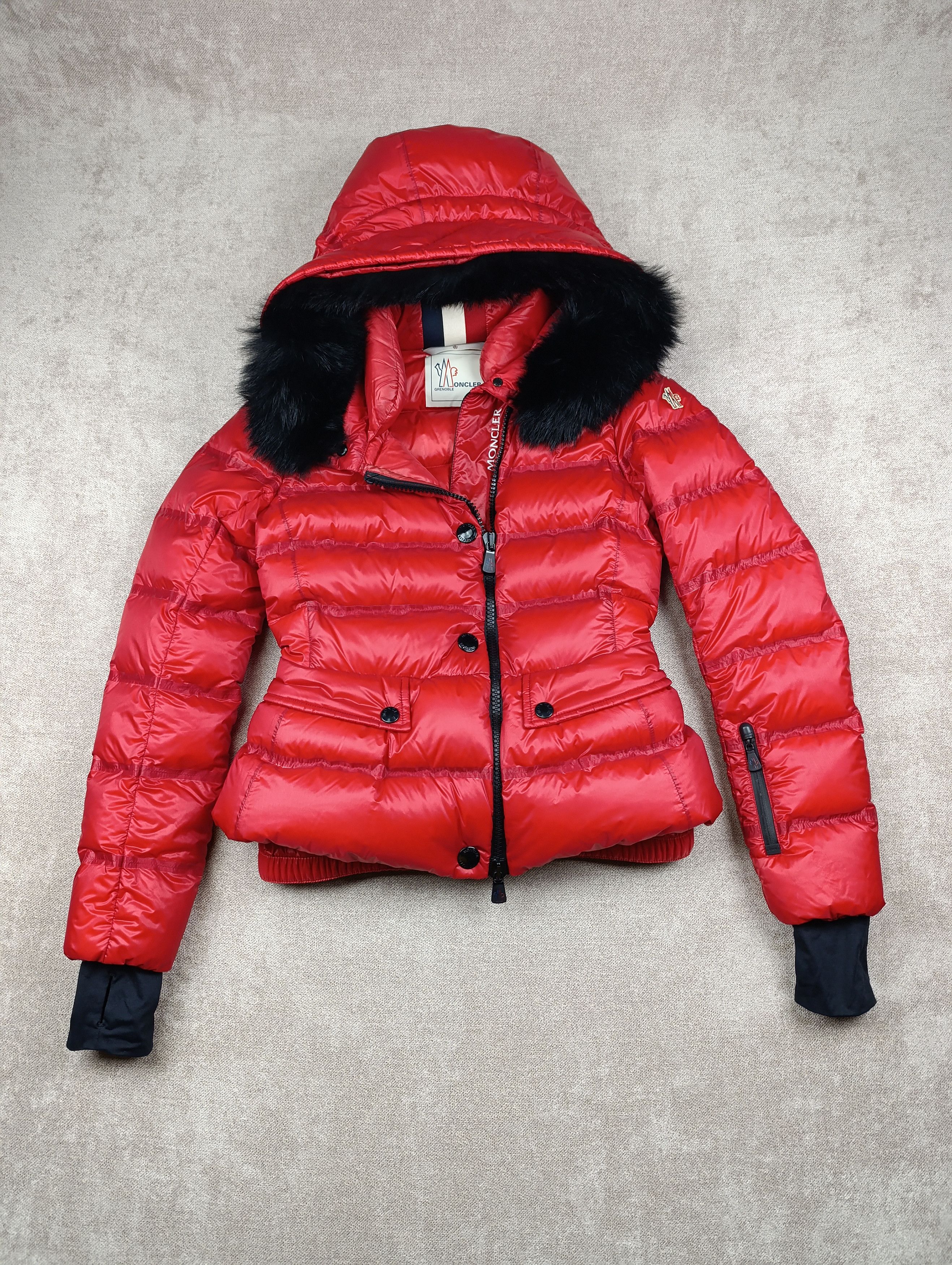 Moncler Grenoble MONCLER GRENOBLE ARMONIQUE GIUBBOTTO WOMENS DOWN SKI JACKET Size S / US 4 / IT 40 - 1 Thumbnail