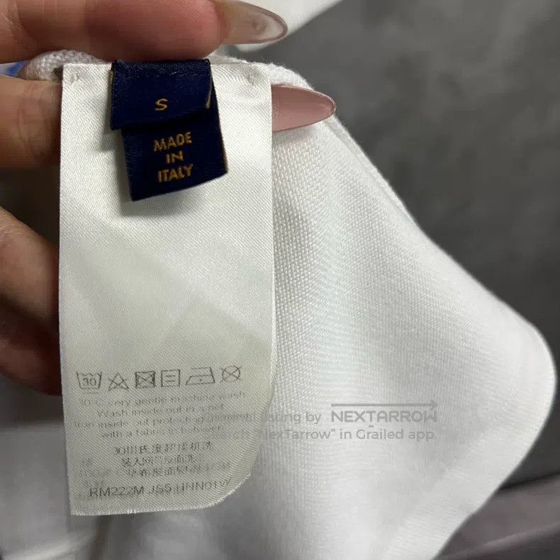 Louis Vuitton Louis Vuitton White geometric pattern round neck short sle Size US S / EU 44-46 / 1 - 4 Thumbnail