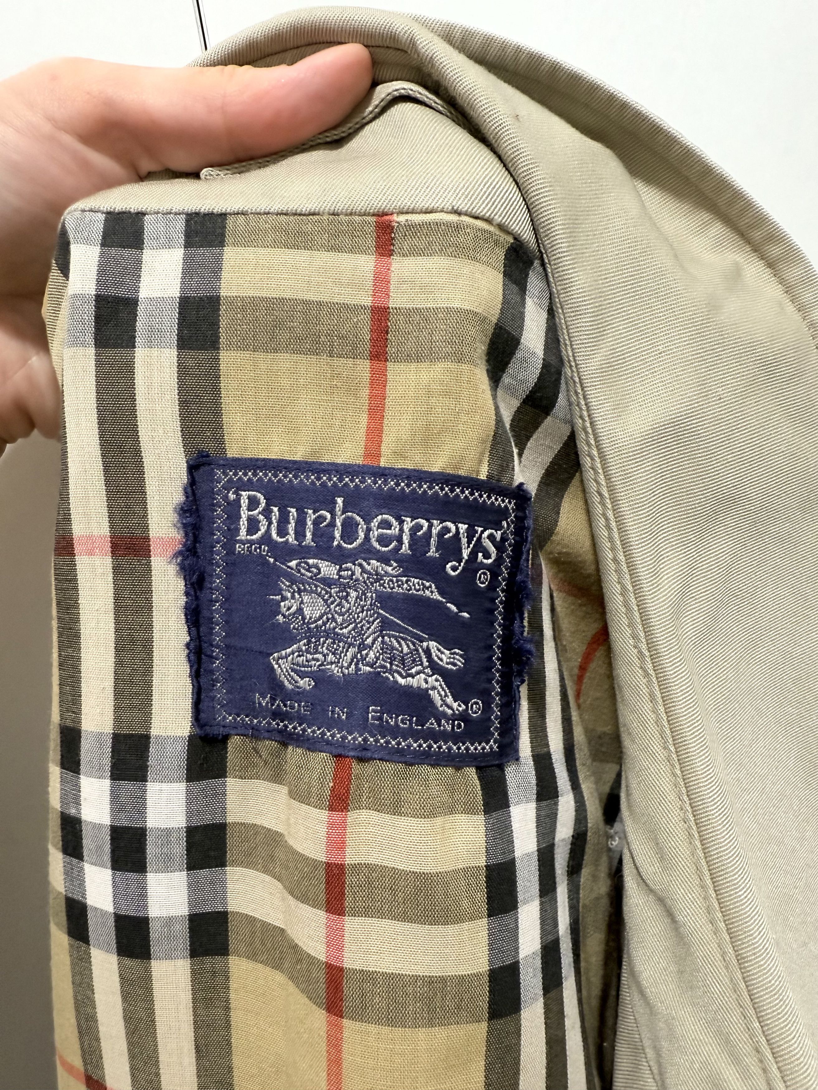 Burberry Men's Vintage Burberry Nova Check Trench Coat Jacket Size US XL / EU 56 / 4 - 4 Thumbnail