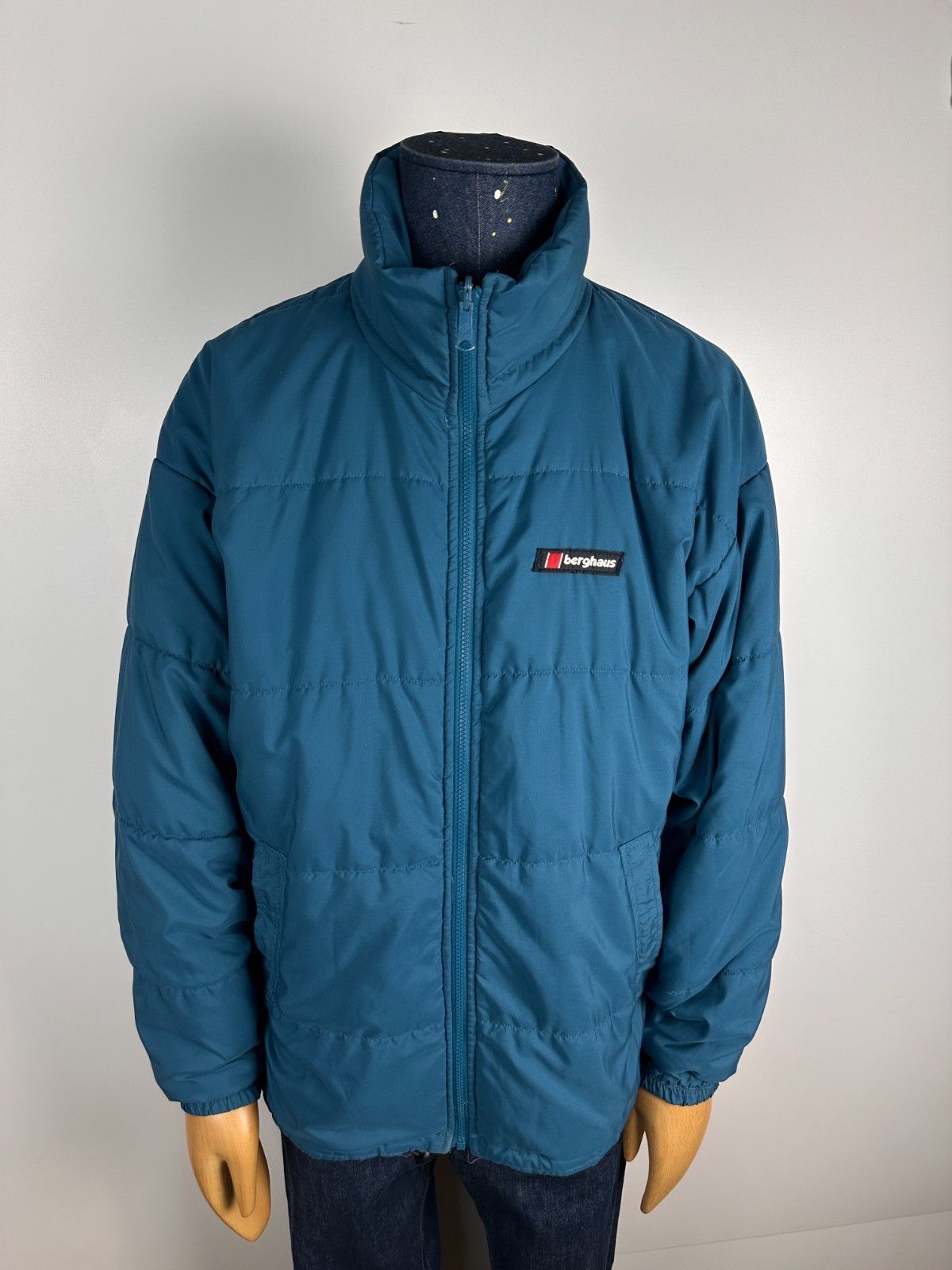 Berghaus Berghaus Vintage Insulated Warm Jacket Blue Mens Size L Size US L / EU 52-54 / 3 - 1 Thumbnail